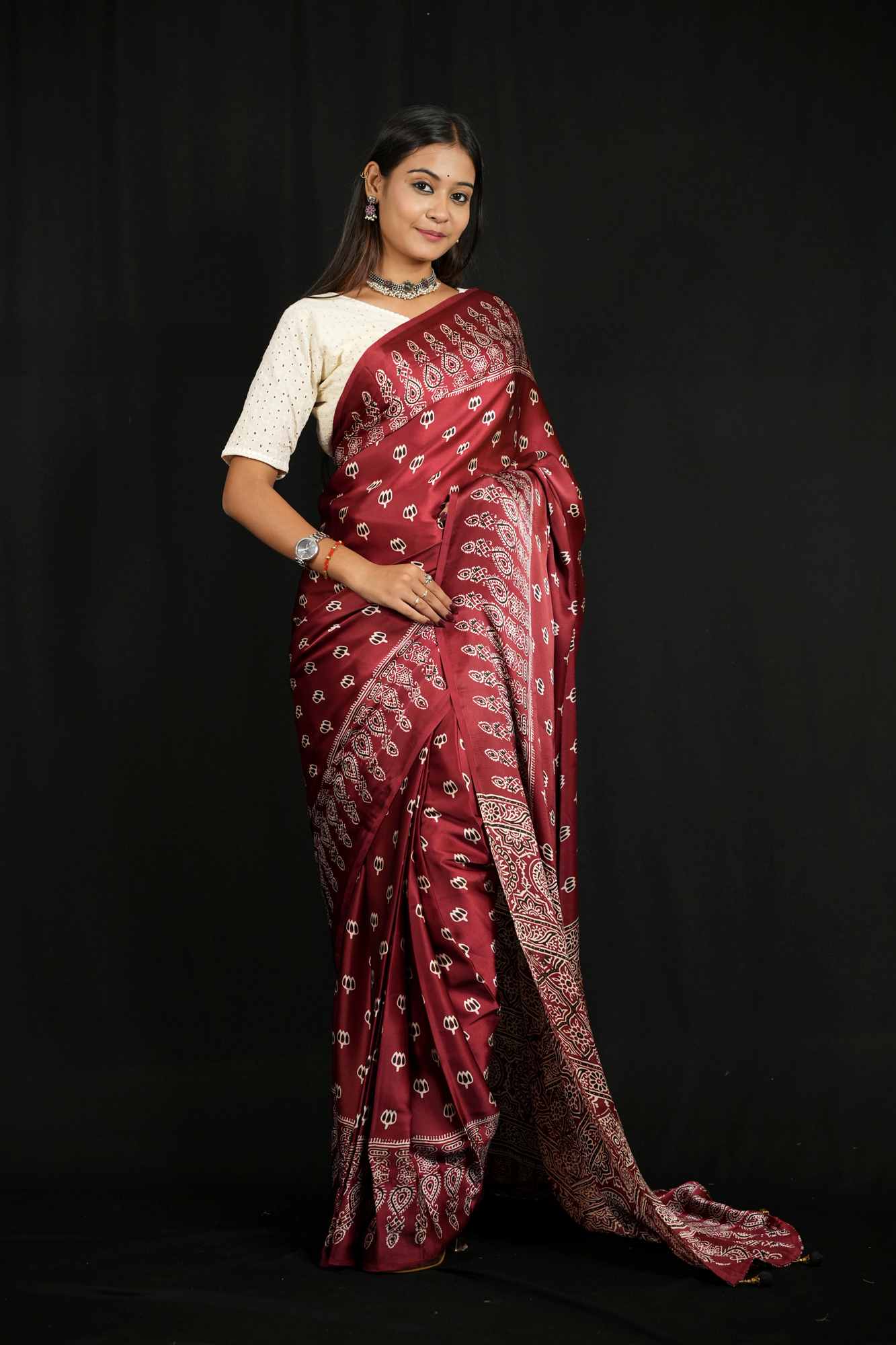 Elegant Red Gaji-Ajrakh Inspired Print with Rich Traditional Block Print Wrap in 1 minute Saree