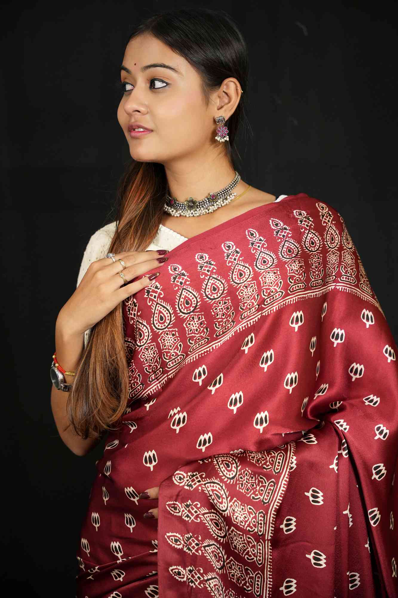 Elegant Red Gaji-Ajrakh Inspired Print with Rich Traditional Block Print Wrap in 1 minute Saree