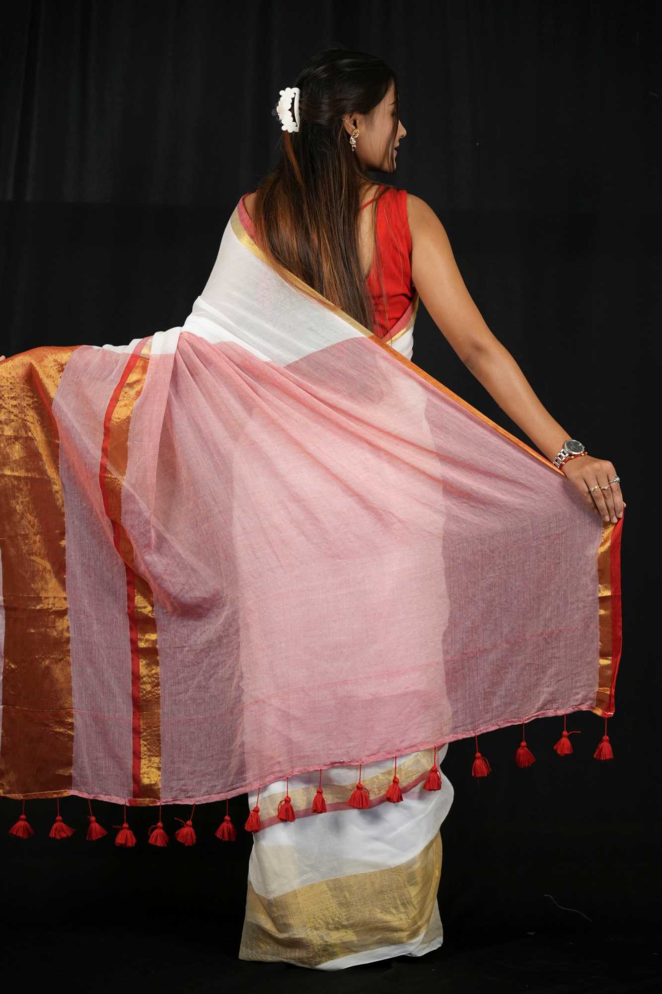 Mulmul Cotton with Opulent Gold Zari Border & Crimson Pallu Ready To wear Saree