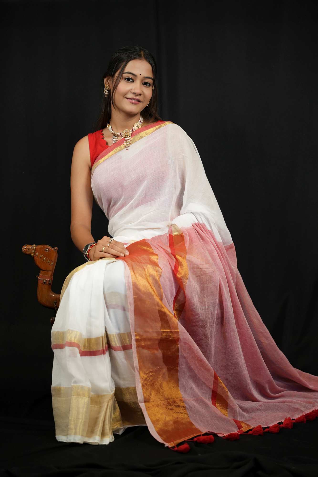 Mulmul Cotton with Opulent Gold Zari Border & Crimson Pallu Ready To wear Saree