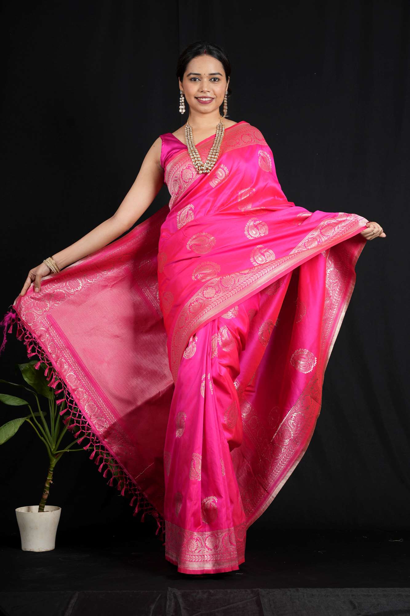 Banarasi with Golden Zari Floral & Paisley Motifs Ready To Wear Saree
