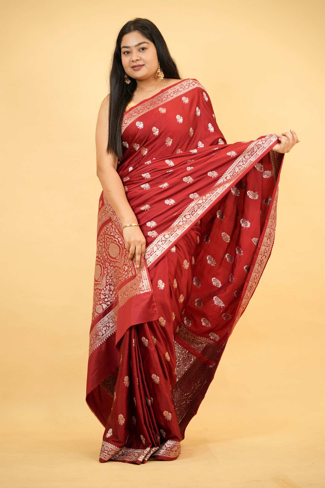 Mashru Banarasi Saree with Floral Zari Buta & Rich pallu Ready To Wear Saree