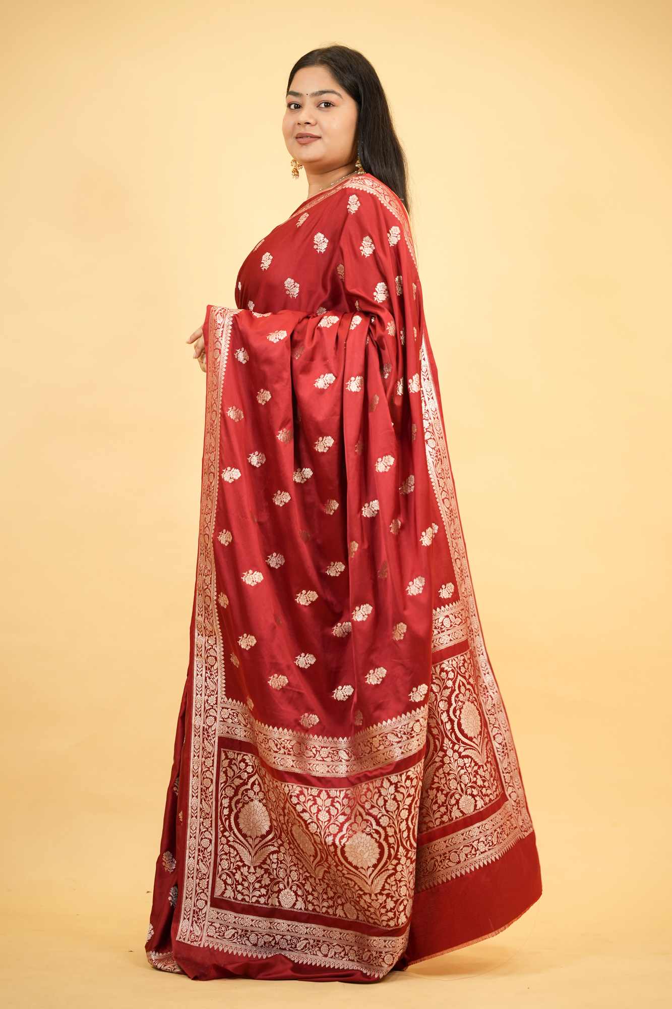 Mashru Banarasi Saree with Floral Zari Buta & Rich pallu Ready To Wear Saree