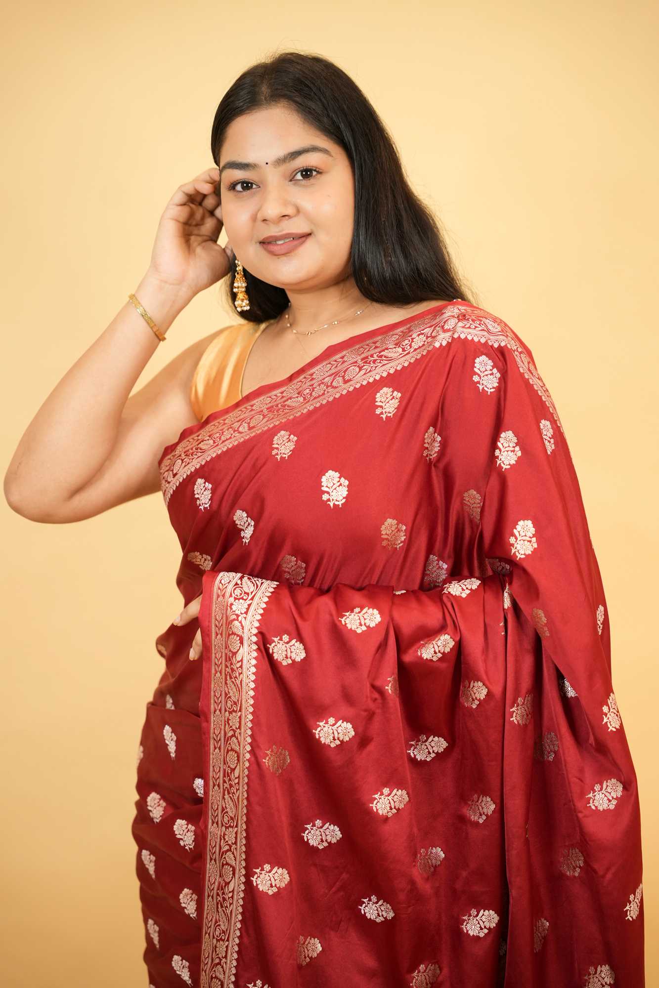 Mashru Banarasi Saree with Floral Zari Buta & Rich pallu Ready To Wear Saree