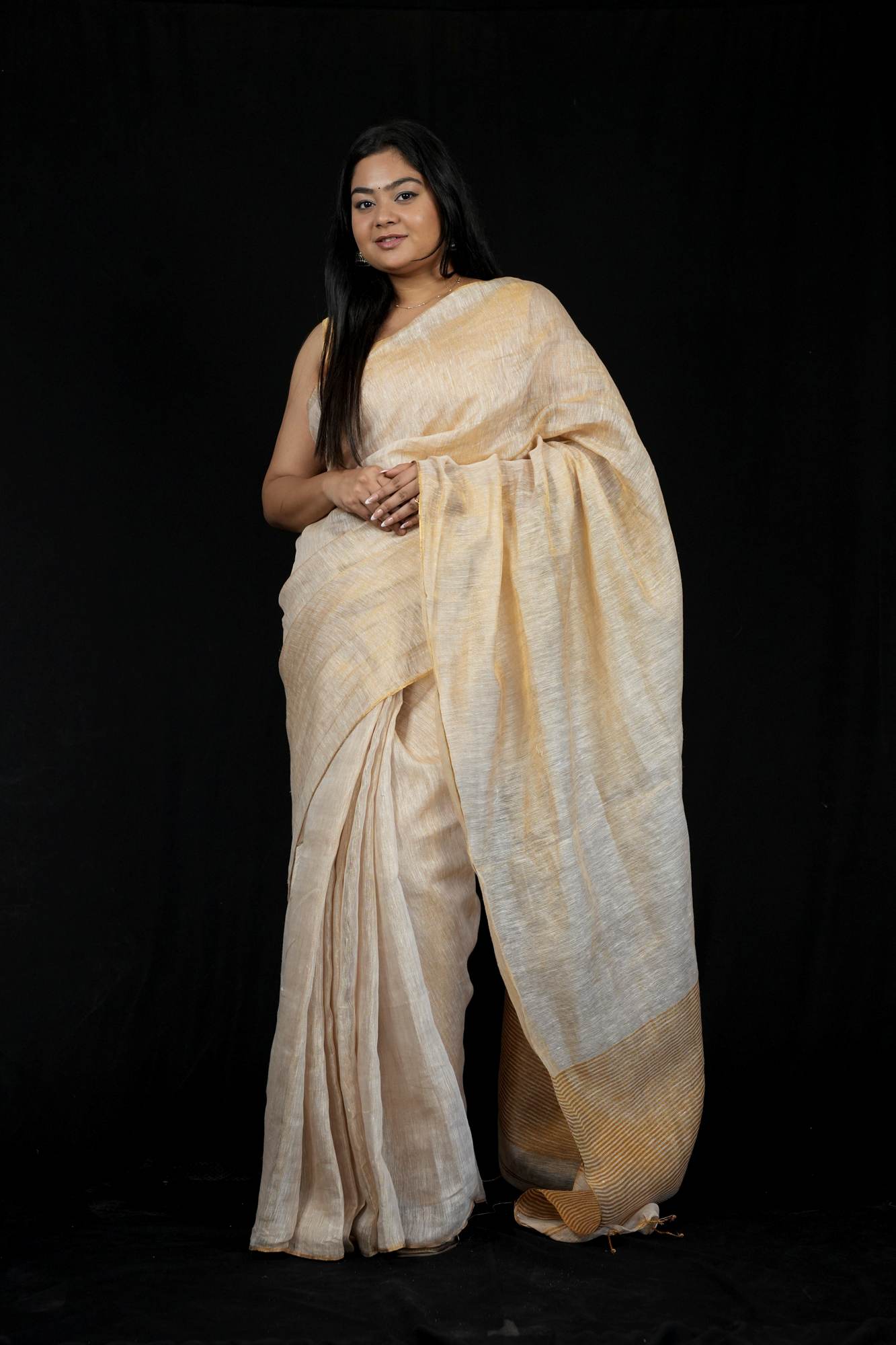 Tissue Linen with Shimmering Texture and Zari Border Ready To Wear Saree