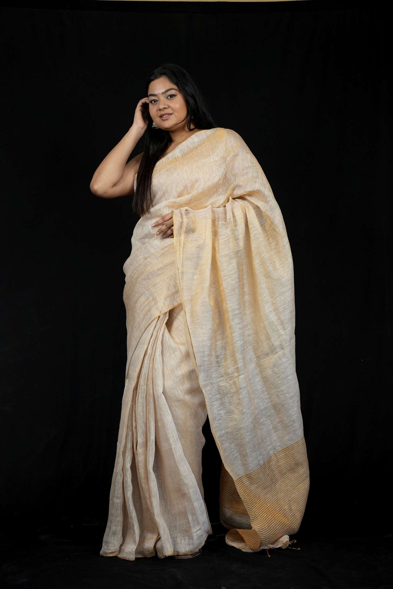 Tissue Linen with Shimmering Texture and Zari Border Ready To Wear Saree