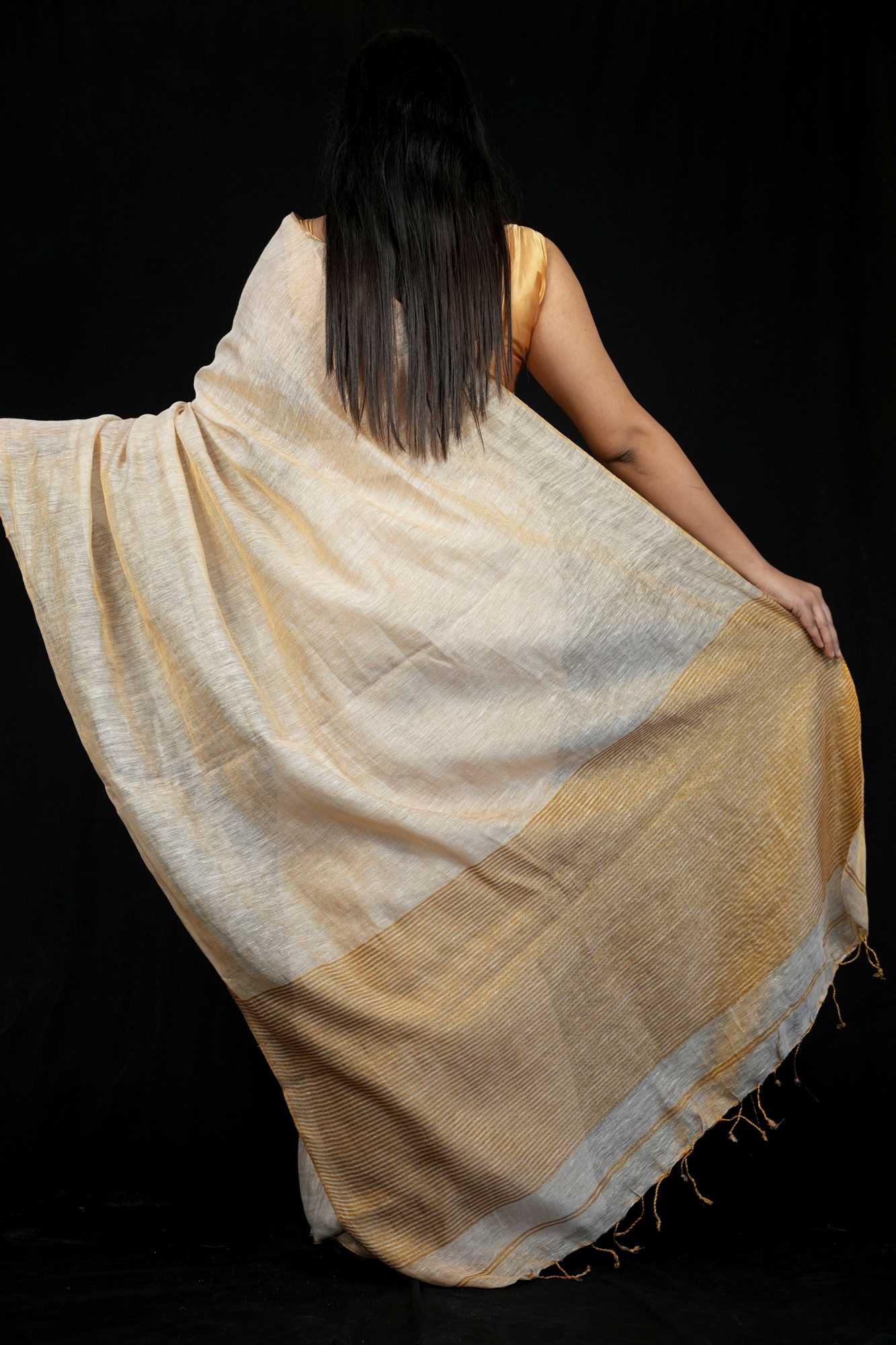 Tissue Linen with Shimmering Texture and Zari Border Ready To Wear Saree