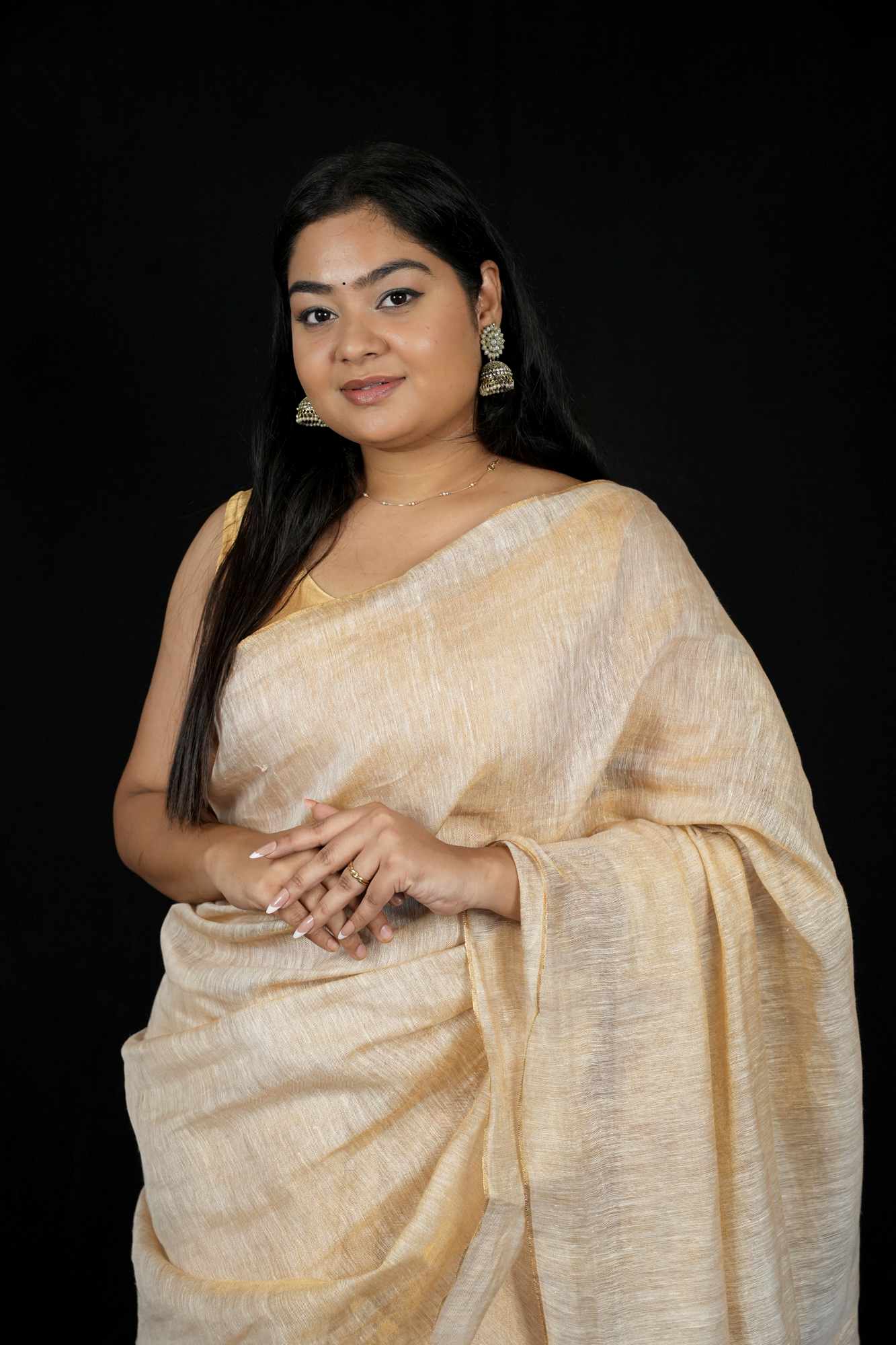 Tissue Linen with Shimmering Texture and Zari Border Ready To Wear Saree