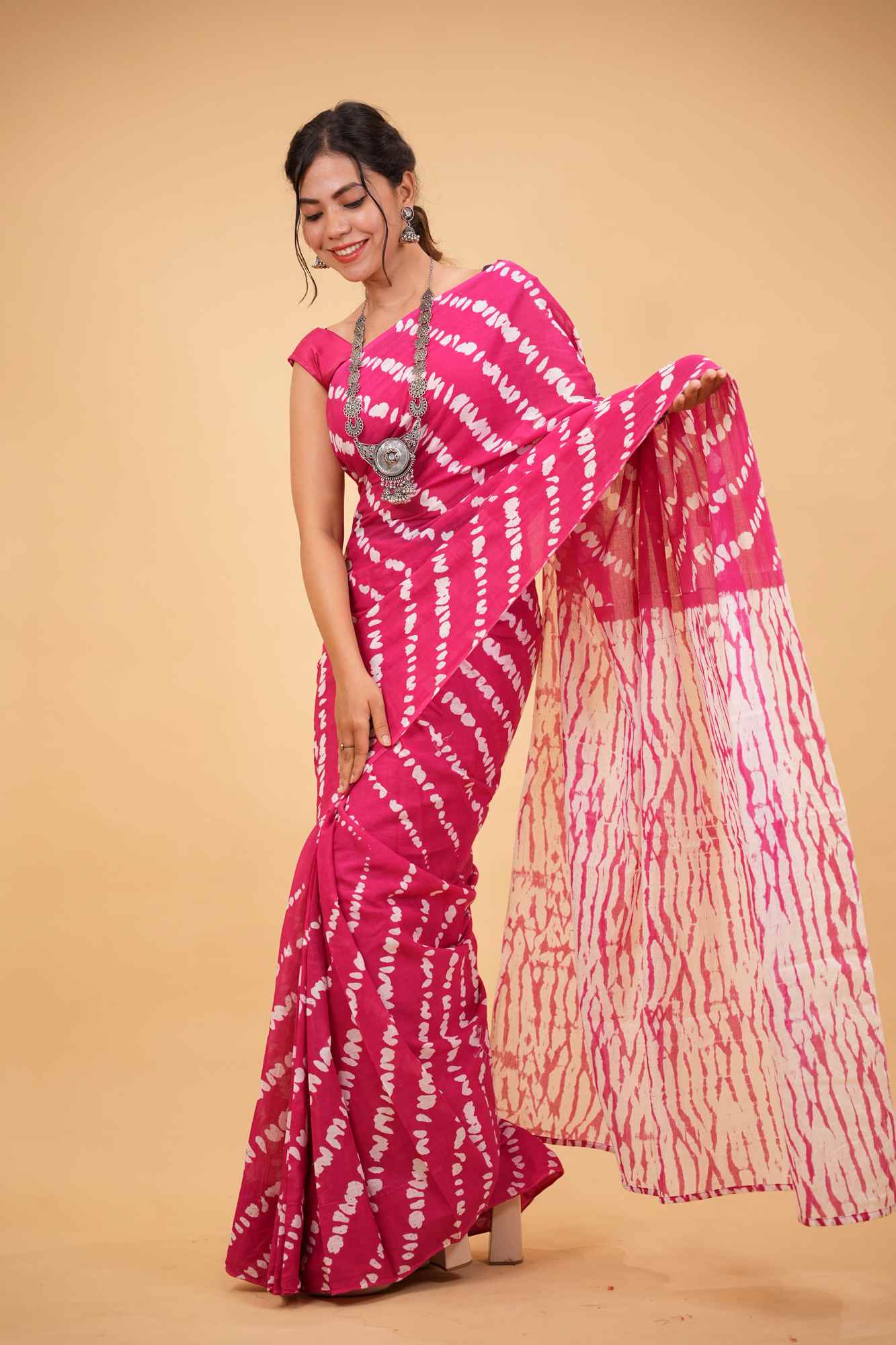 Mulmul Cotton Jaipuri pink with White lehariya Ready to wear Saree