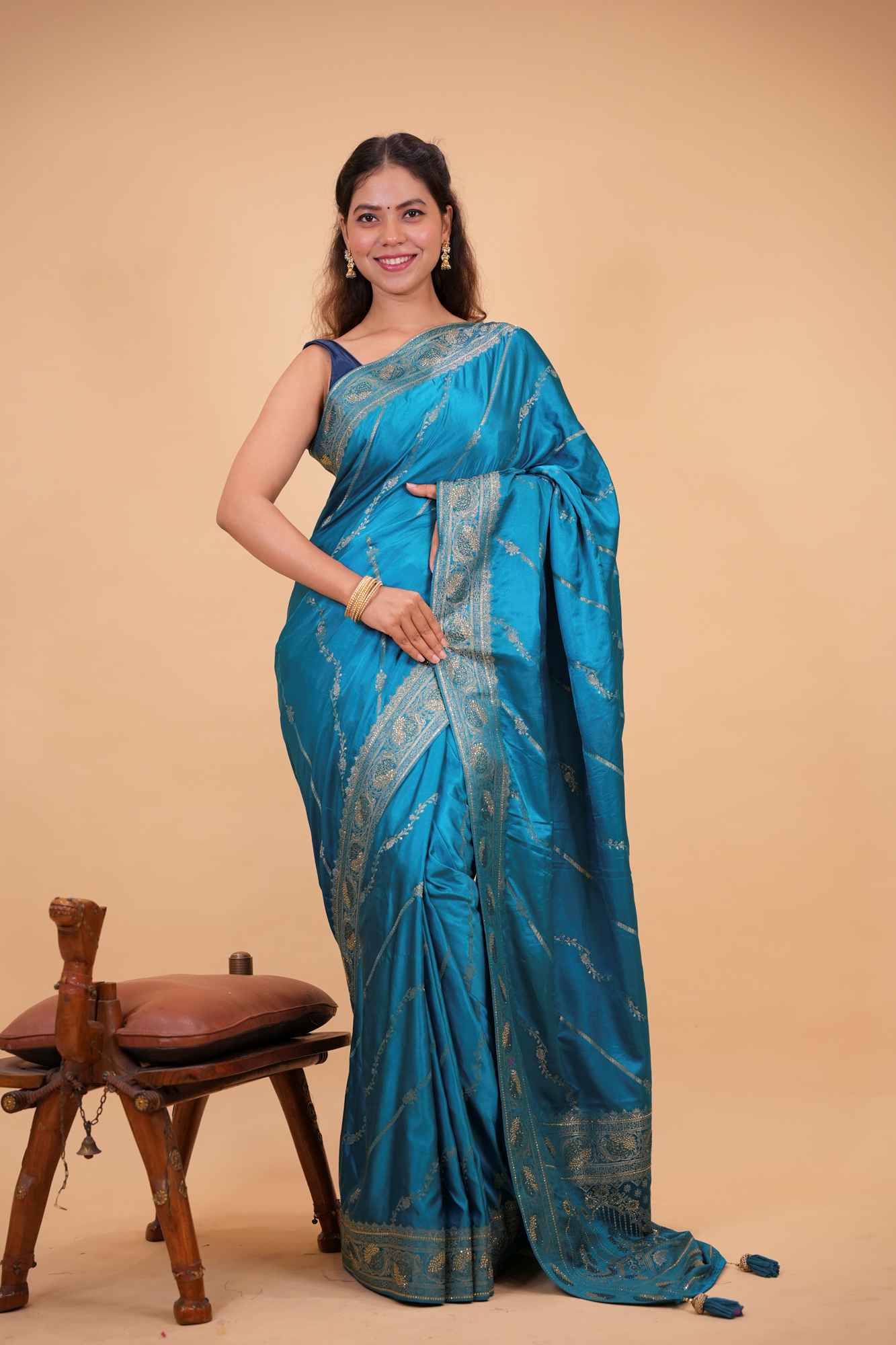 Banarasi Stone Embllished Zari Butta Ornate Pallu Wrap In One Minute saree