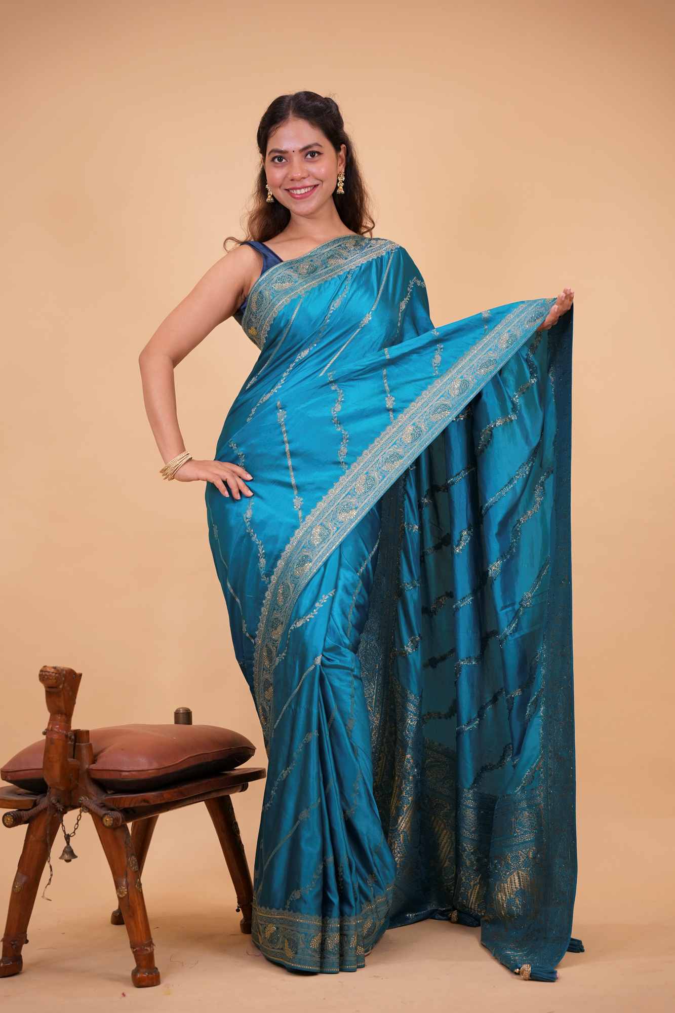 Banarasi Stone Embllished Zari Butta Ornate Pallu Wrap In One Minute saree