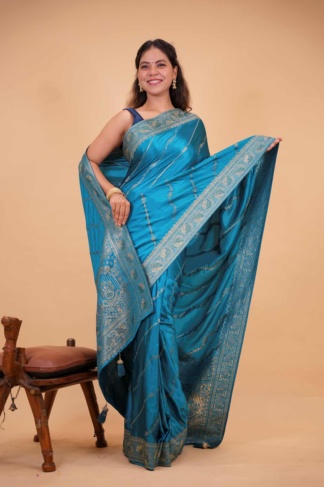 Banarasi Stone Embllished Zari Butta Ornate Pallu Wrap In One Minute saree