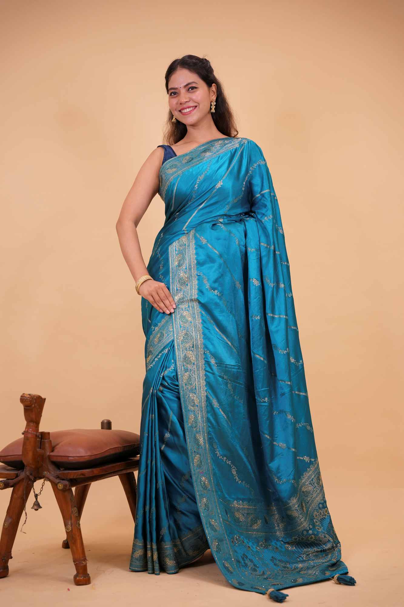 Banarasi Stone Embllished Zari Butta Ornate Pallu Wrap In One Minute saree