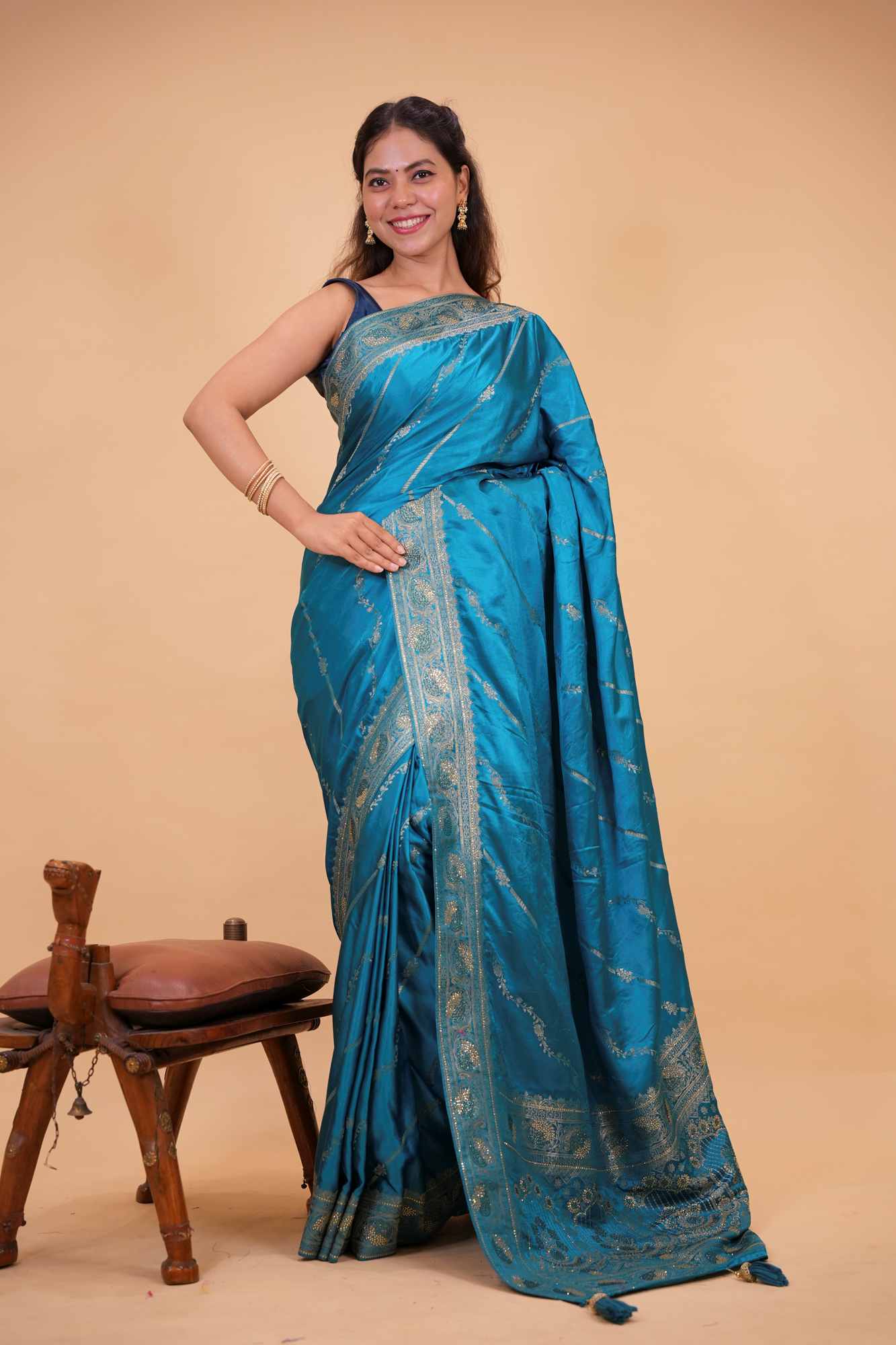 Banarasi Stone Embllished Zari Butta Ornate Pallu Wrap In One Minute saree