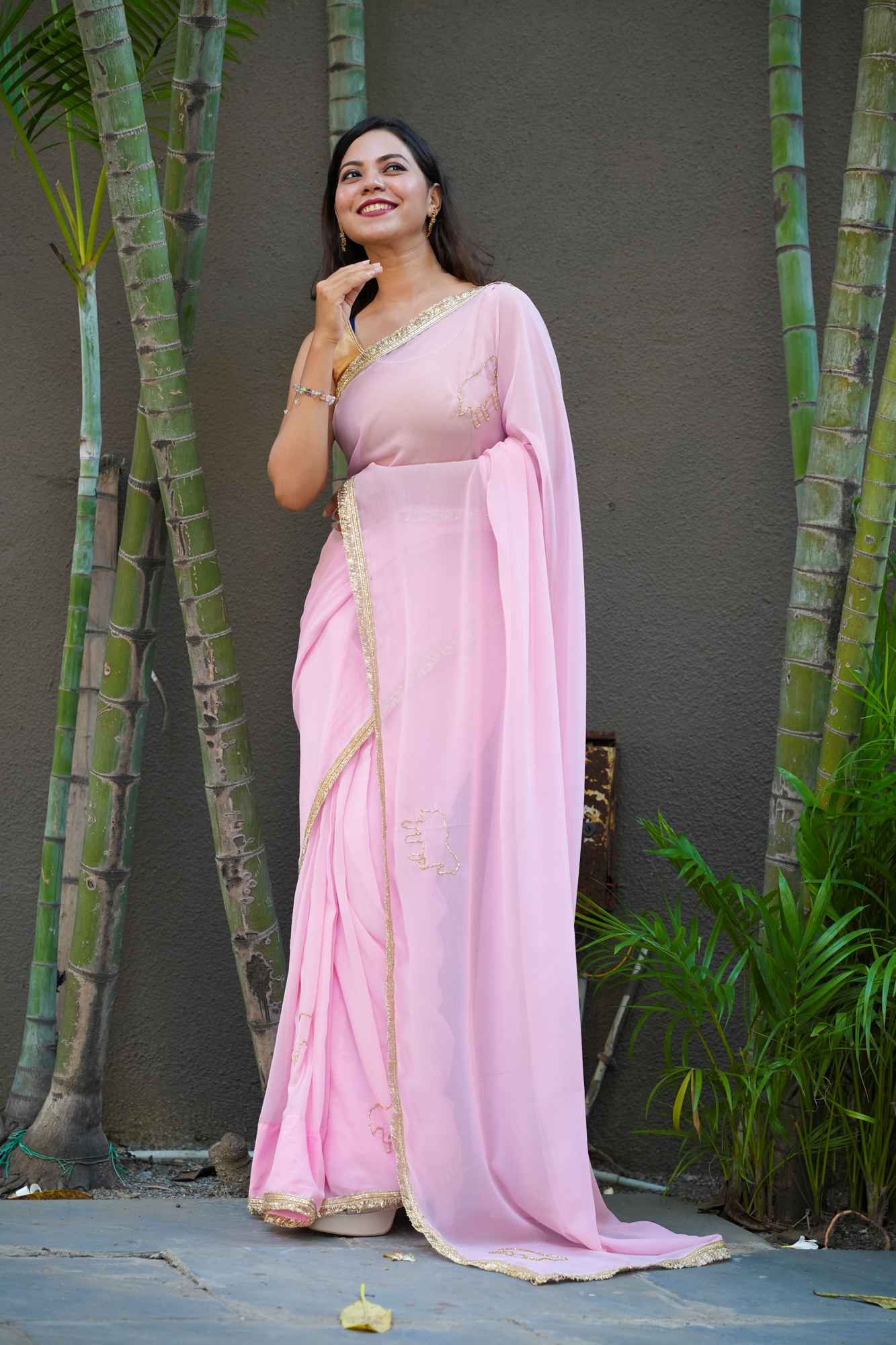 Hand Cutdanawork & Fringe Border Ready To Wear Saree