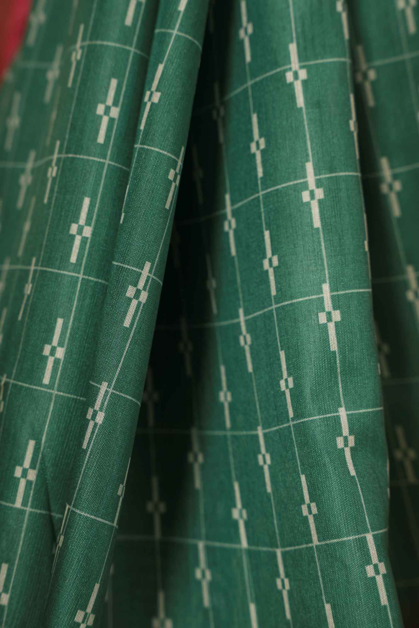 Vibrant Green and Pink inpired Silk with Geometric and Floral Patterns Ready To Wear Saree