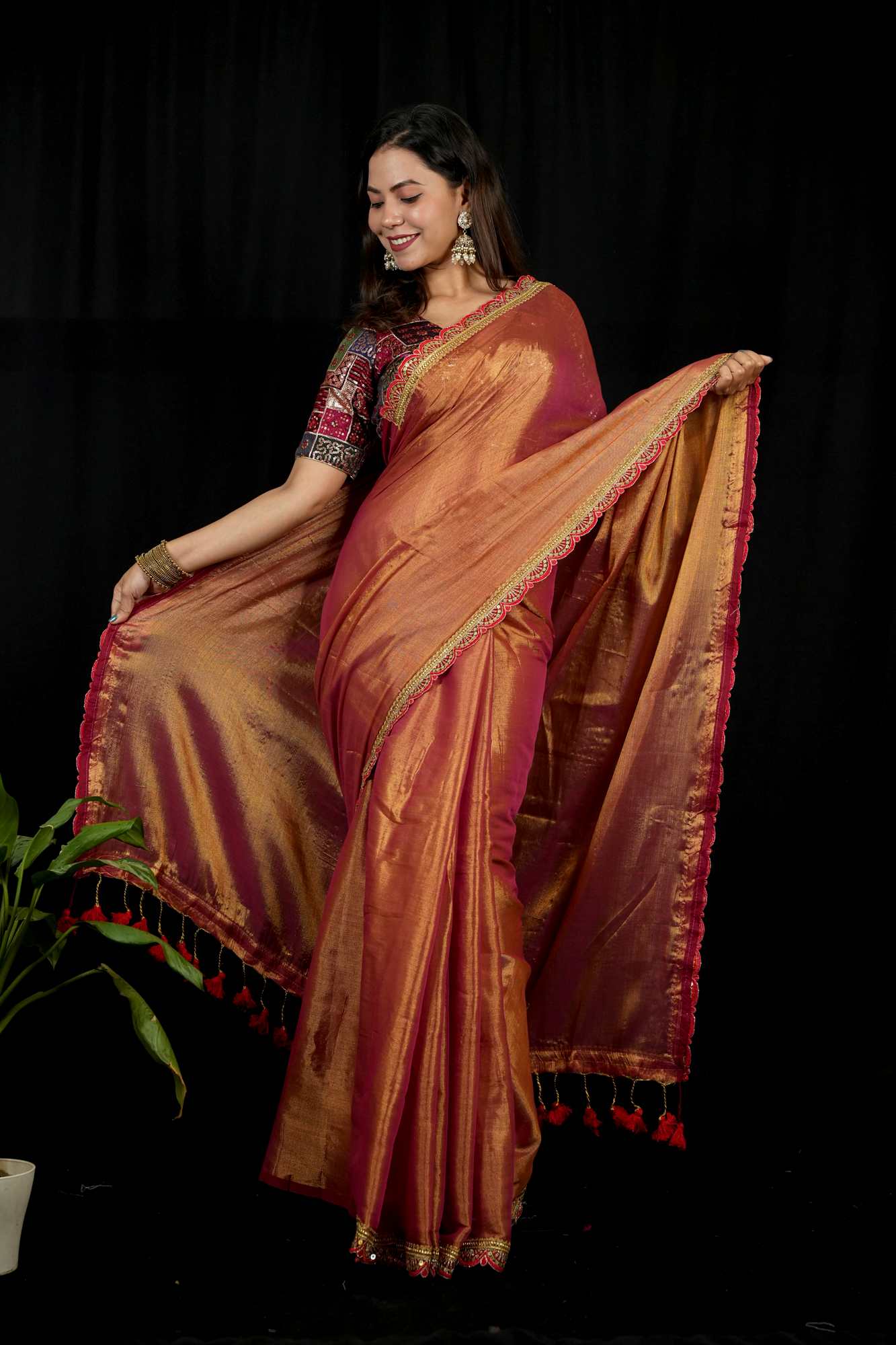 Dhoop Chaanv Tissue Linen With Designer Sequin Lace Border & Tassel On Pallu 1 Minute saree