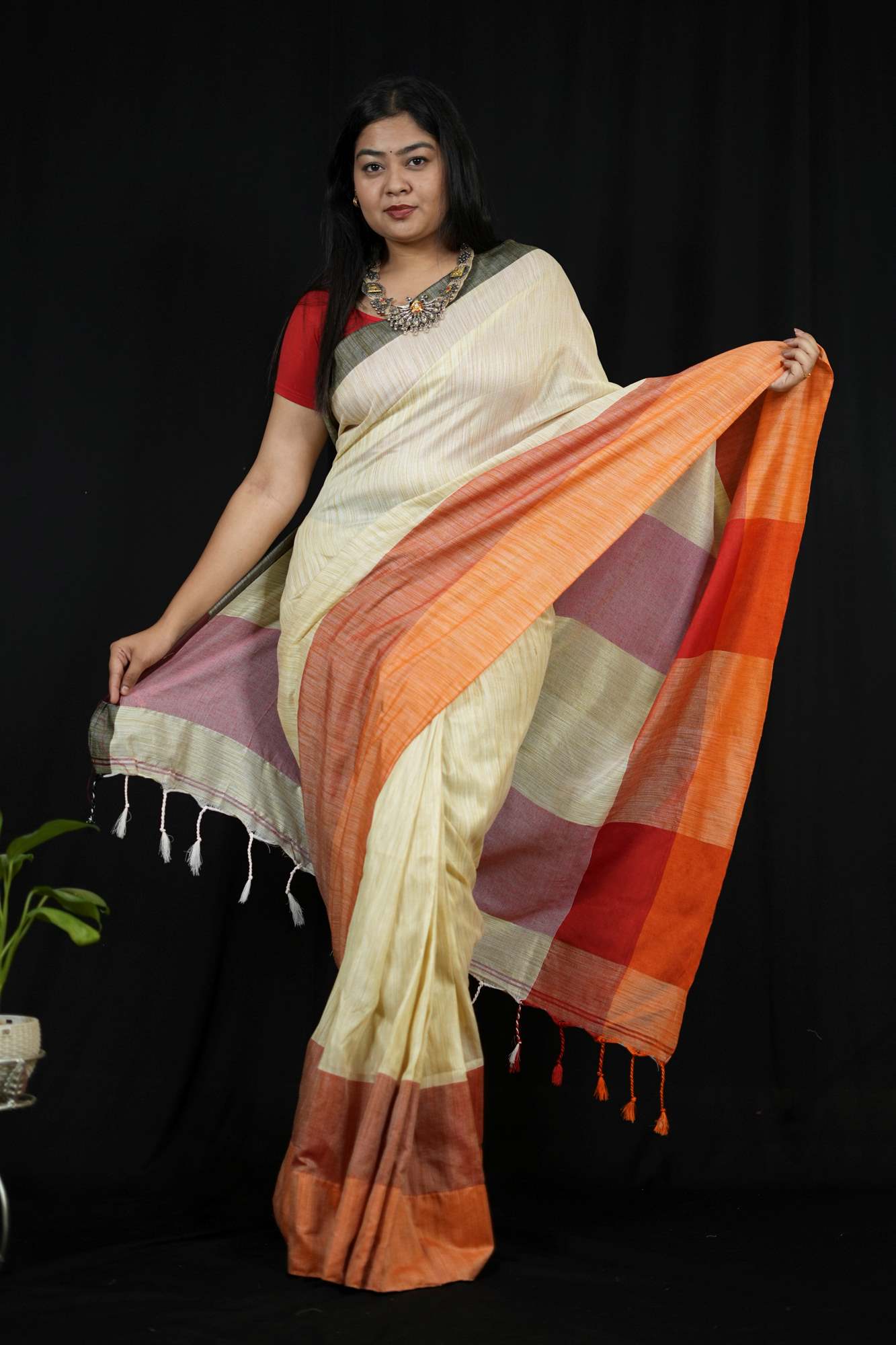Traditional Weaving Jhute Cotton Ready to Wear Saree