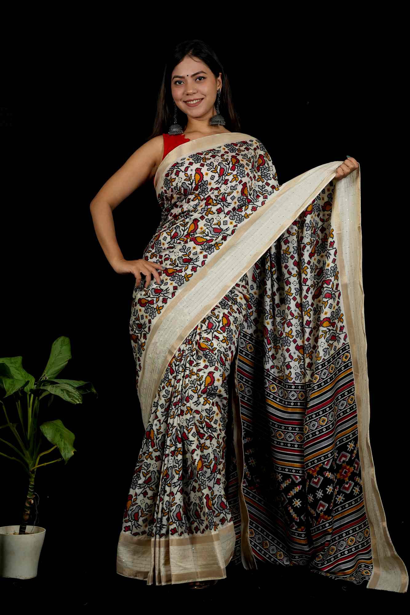 Bird-inspired Kalamkari design Dola Silk & jacquard weaving border 1 Minute Saree