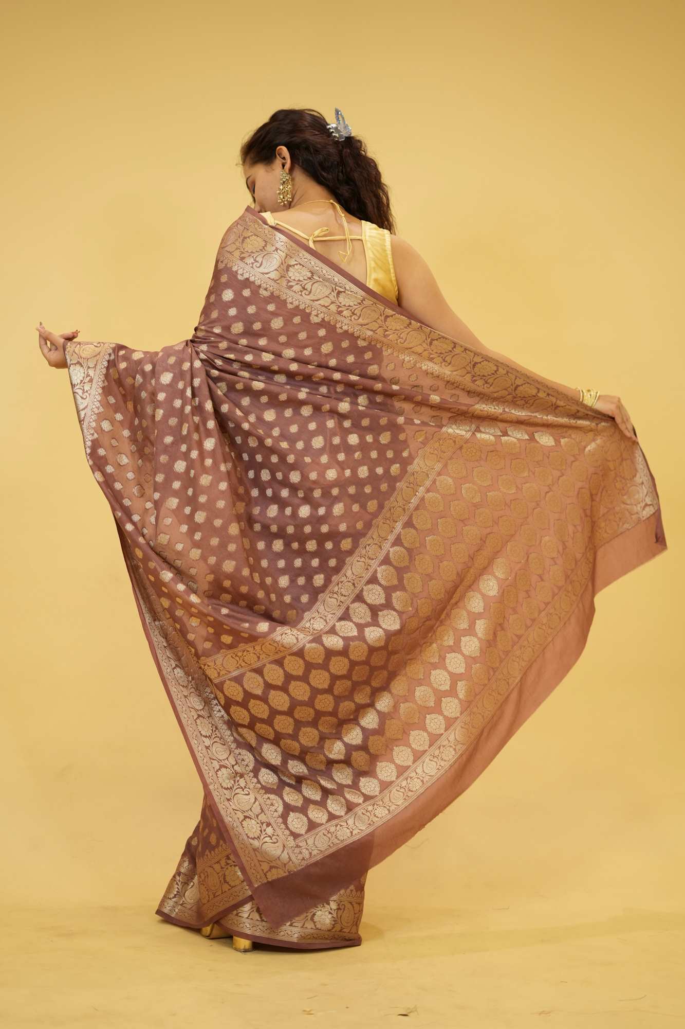 Dusty Rose Georgette Silk with All-Over Zari Motifs and Ornate Pallu Ready To Wear Saree
