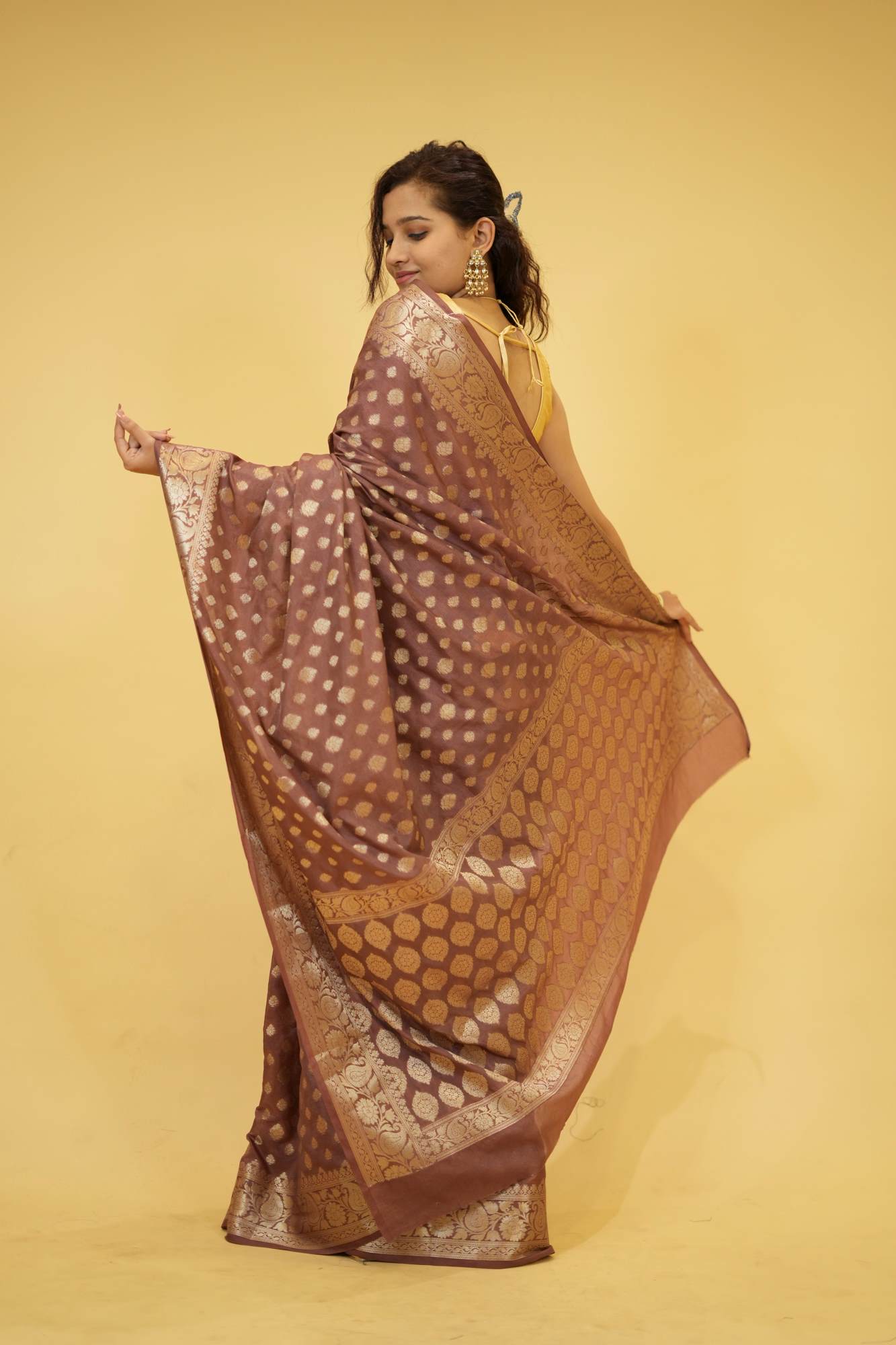 Dusty Rose Georgette Silk with All-Over Zari Motifs and Ornate Pallu Ready To Wear Saree