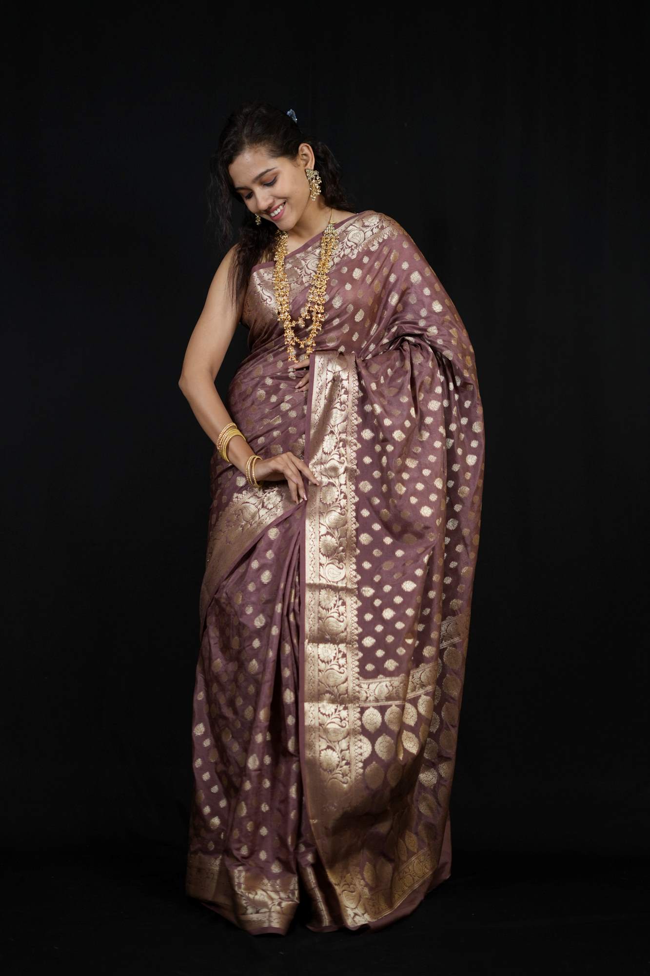 Dusty Rose Georgette Silk with All-Over Zari Motifs and Ornate Pallu Ready To Wear Saree