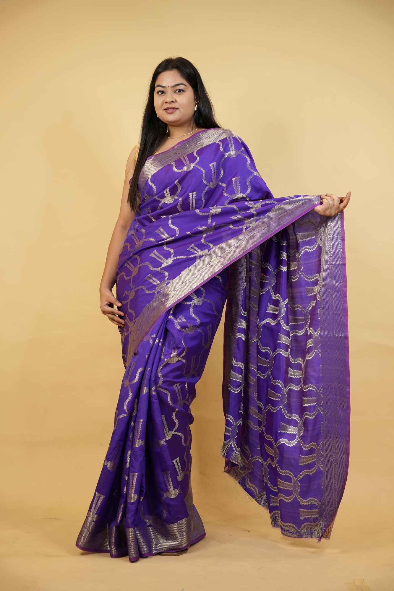 Kaduwa weave Ready to wear Saree
