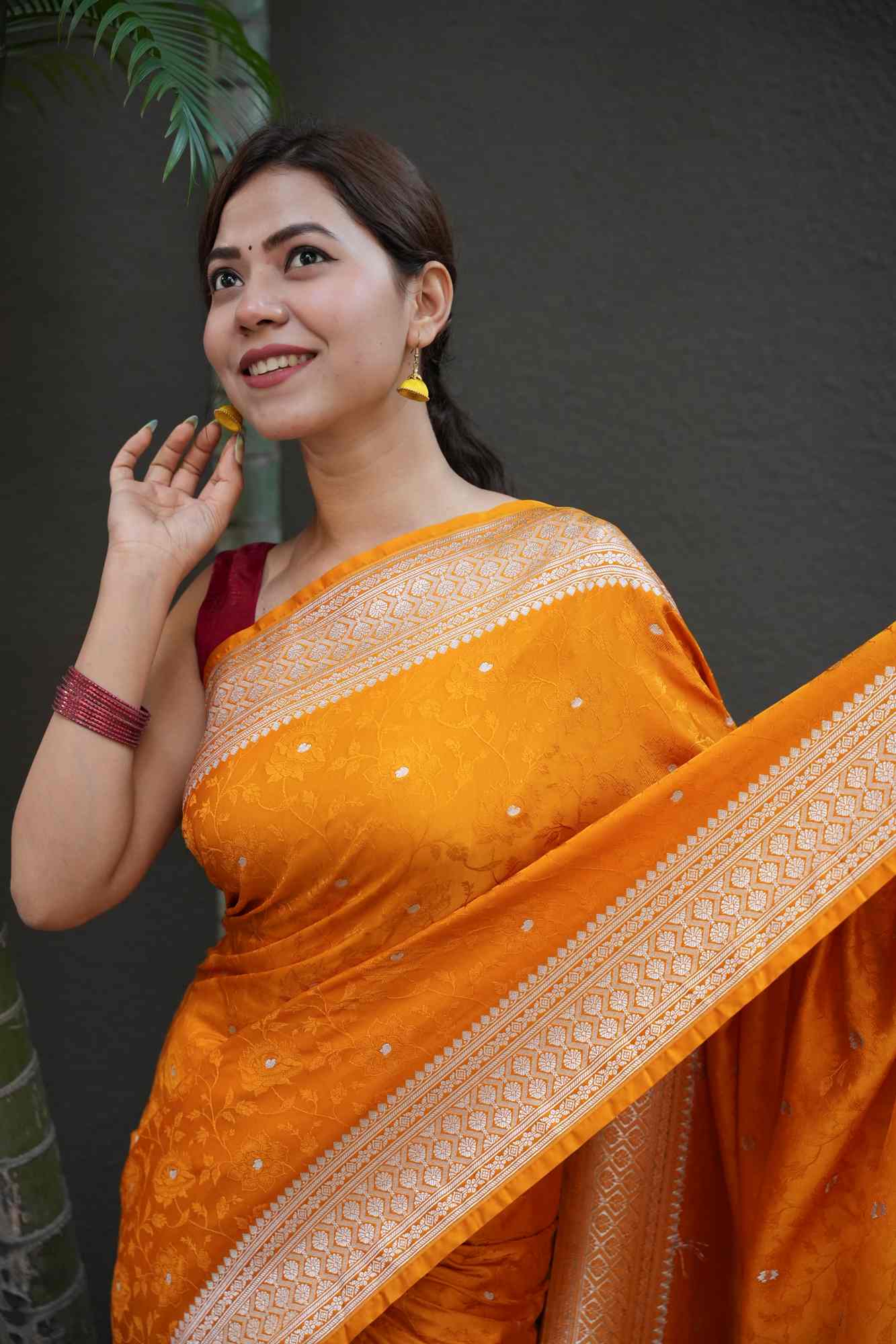 Banarasi Soft Mashru Silk All Over Zari Buti Weave Border Ready To Wear Saree