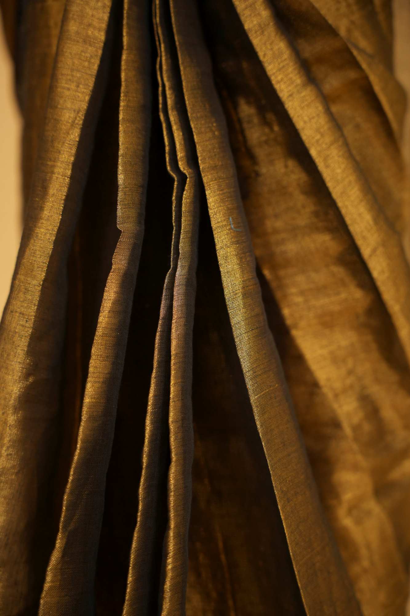 Dhoop Chaanv Raga Tissue Linen with Lace Border & Tassel On Pallu Wrap in 1 Minute Saree