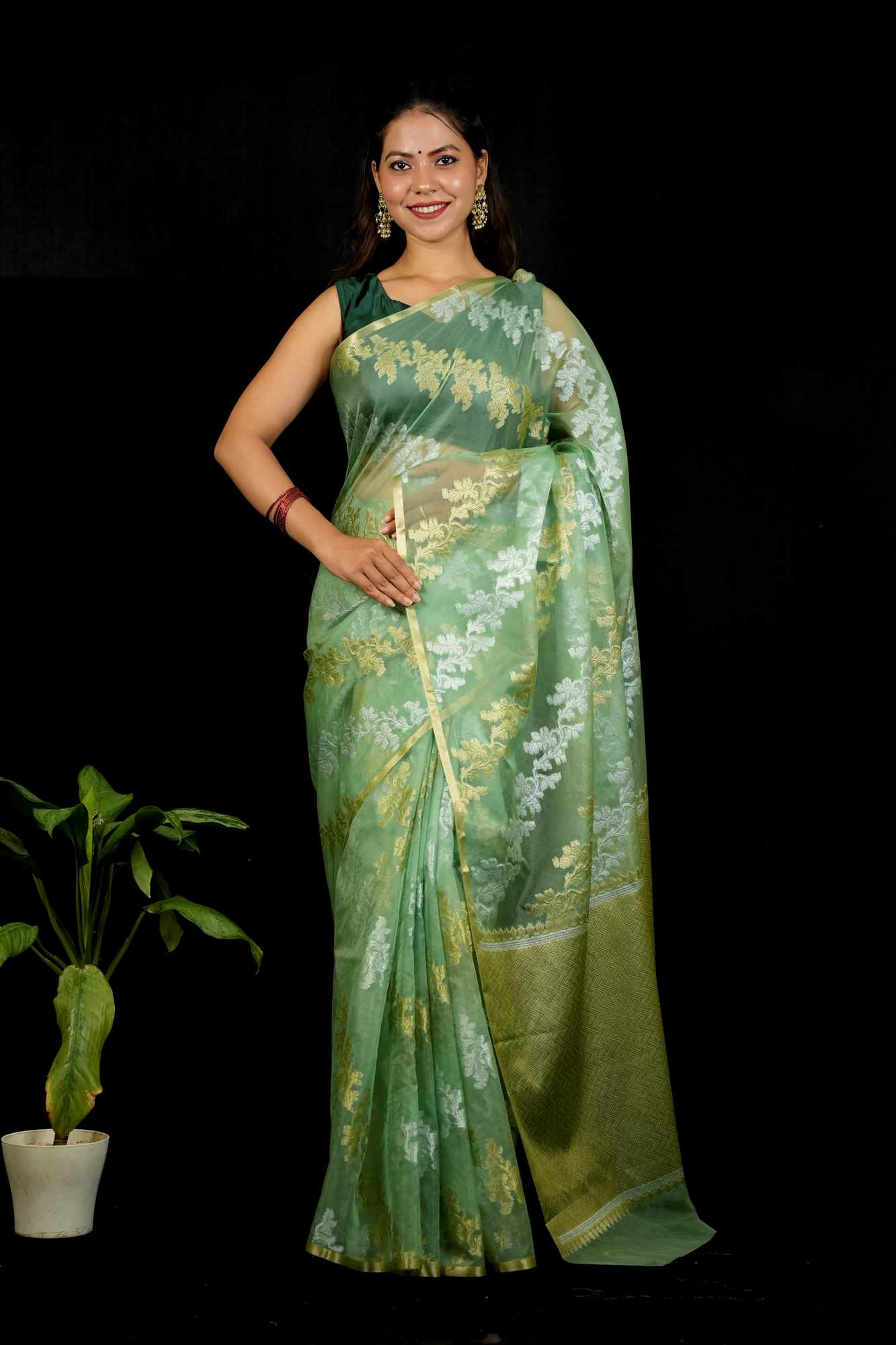 Designer Zari Woven Kora Silk & Ornate Border Ready To Wear Saree