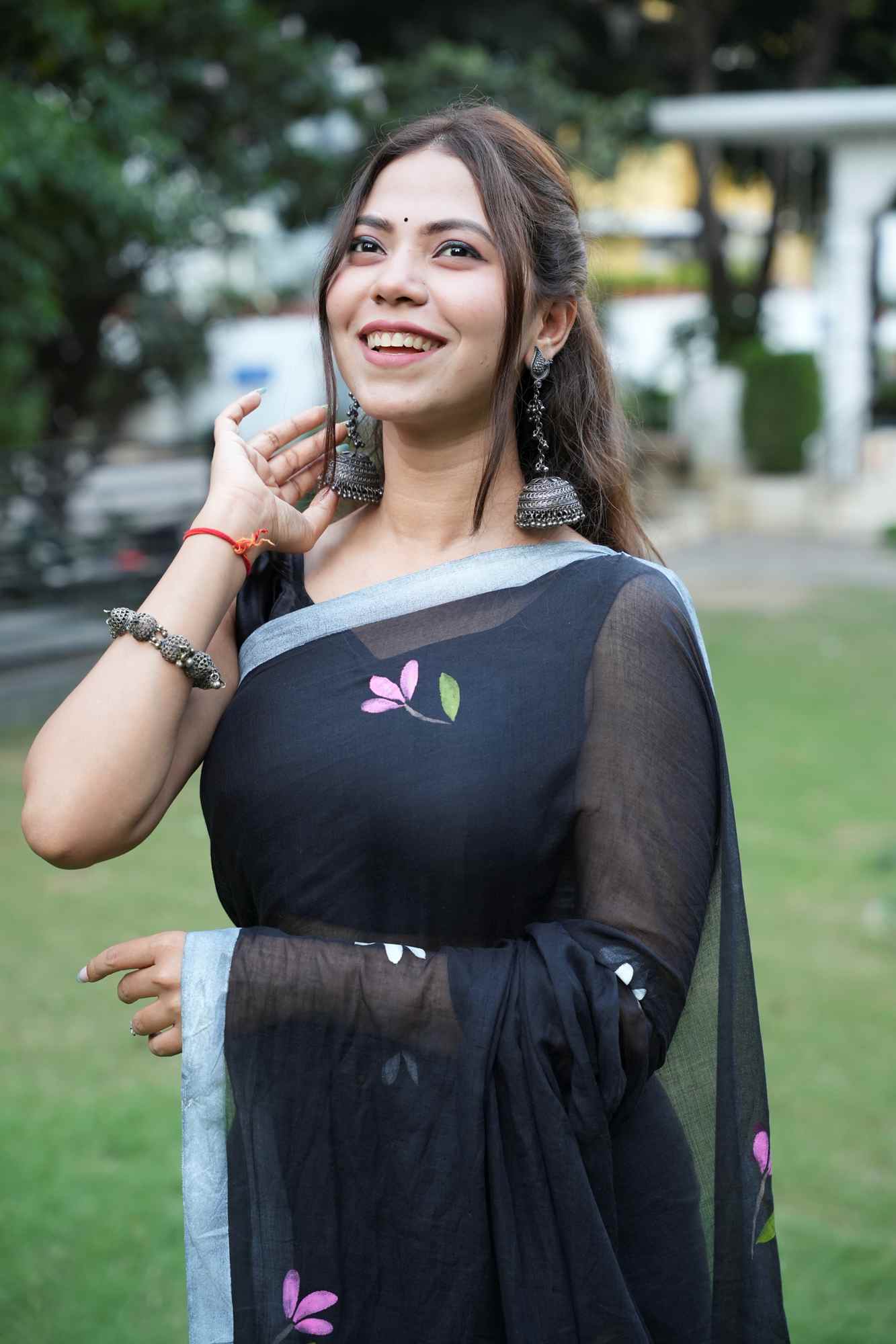 SHAKUNTALA HAND PAINTED PALLU HANDLOOM READY TO WEAR SAREE