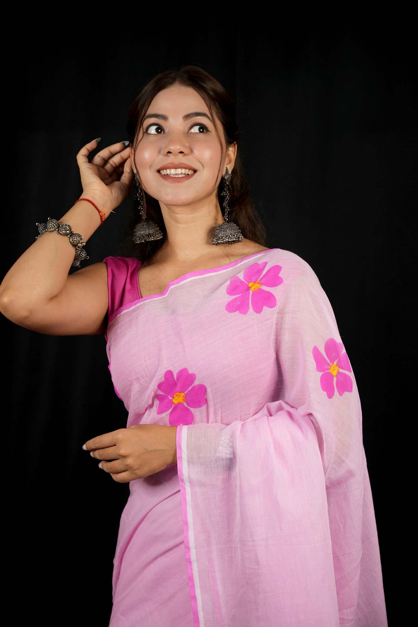 Hand-Painted Mulmul Cotton with Floral paint and Tassels Border Ready To Wear Saree