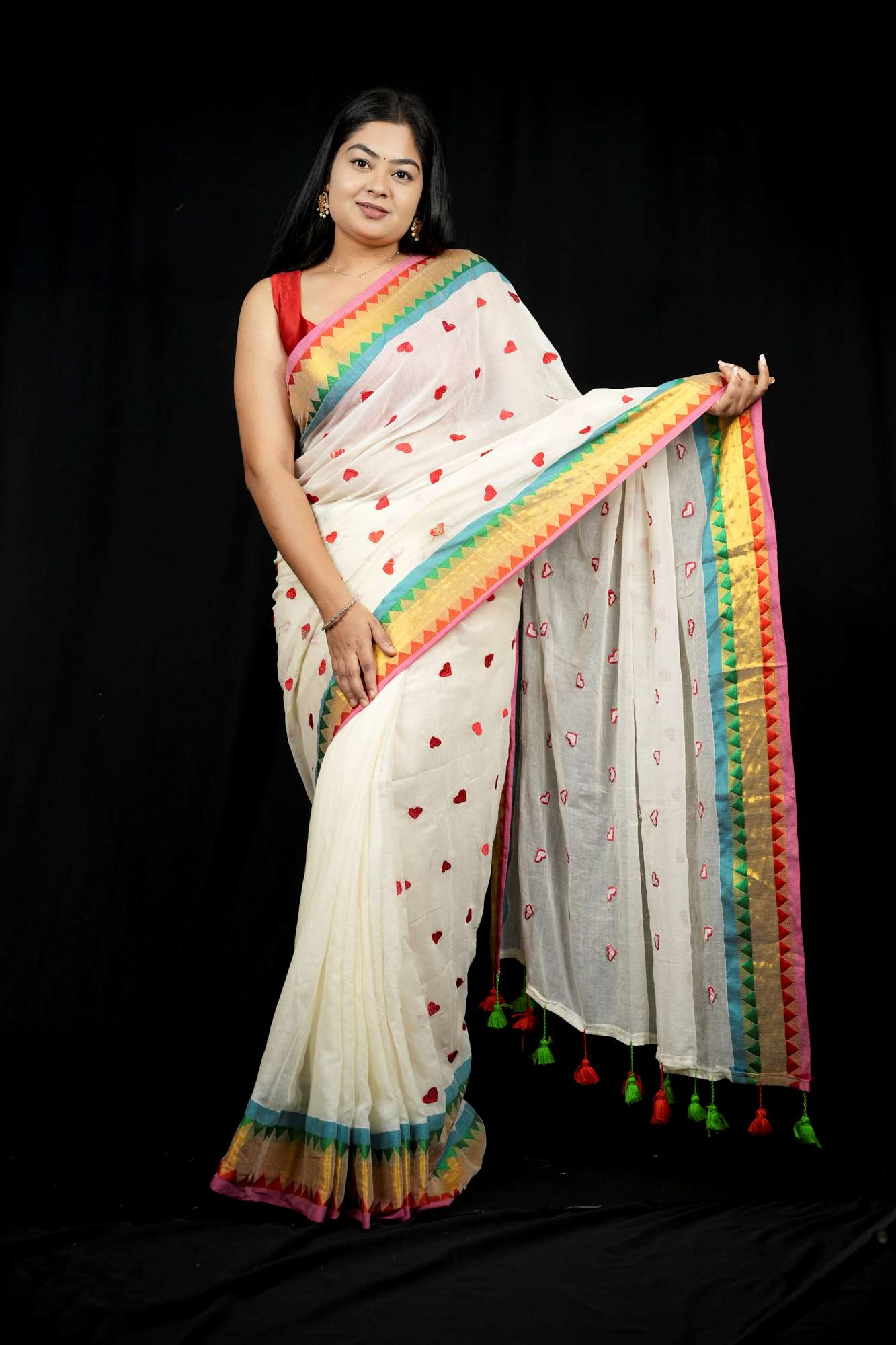 Softest Mulmul Cotton with embroidered sweet heart prestitched saree