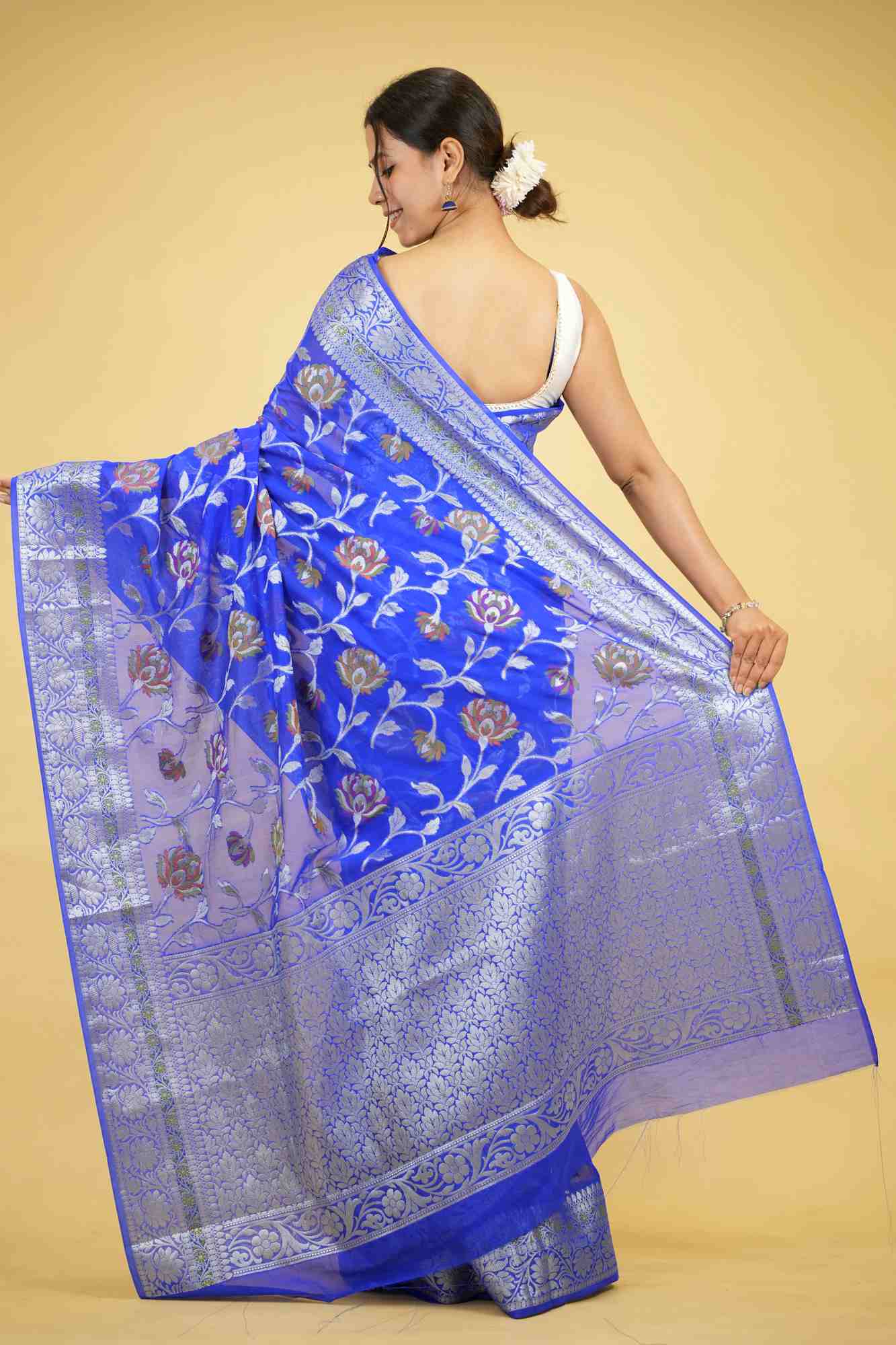 Georgette Silk with Zari Mina Jaal & Opulent Rich Pallu Ready To Wear Saree