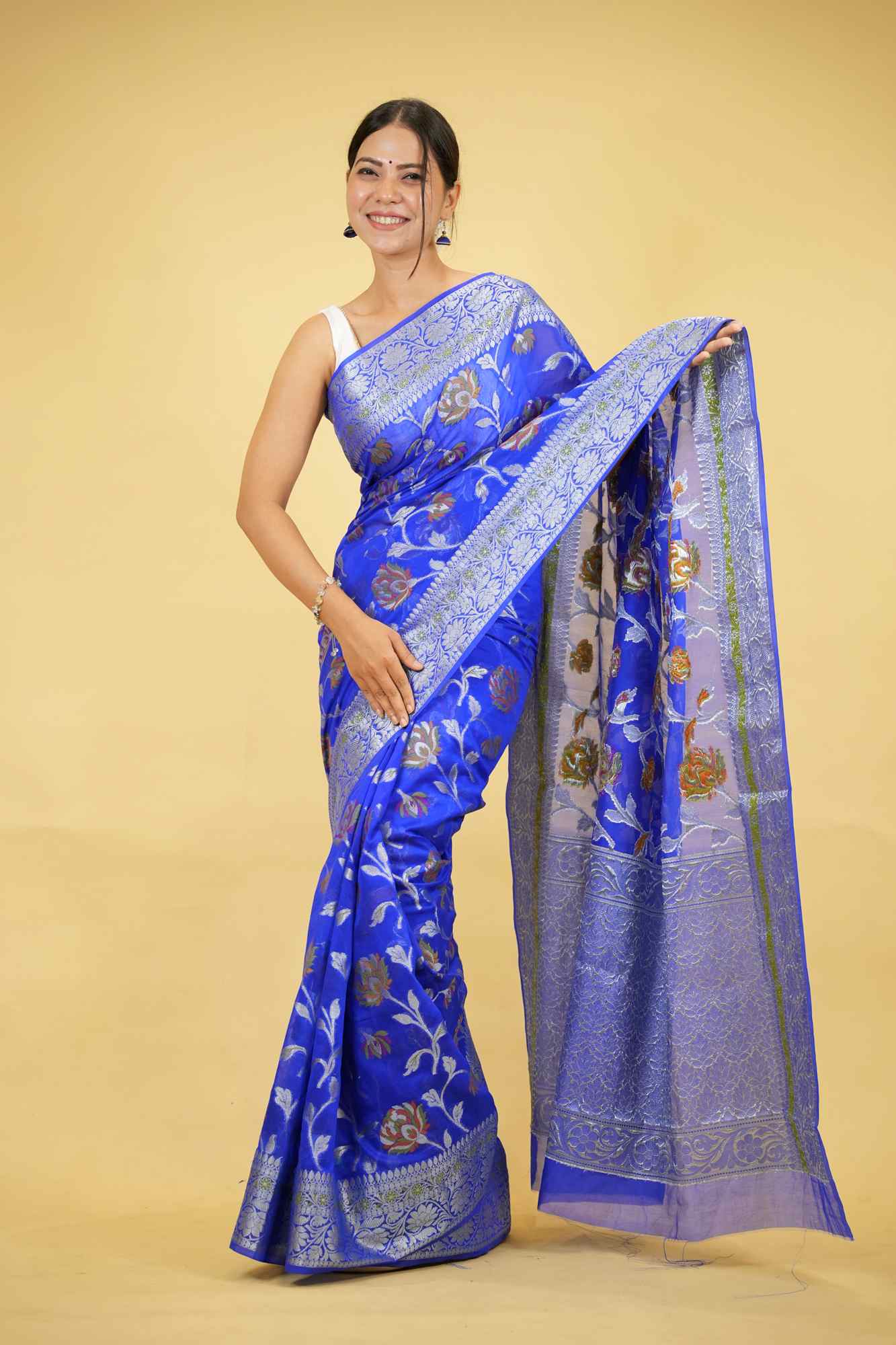 Georgette Silk with Zari Mina Jaal & Opulent Rich Pallu Ready To Wear Saree