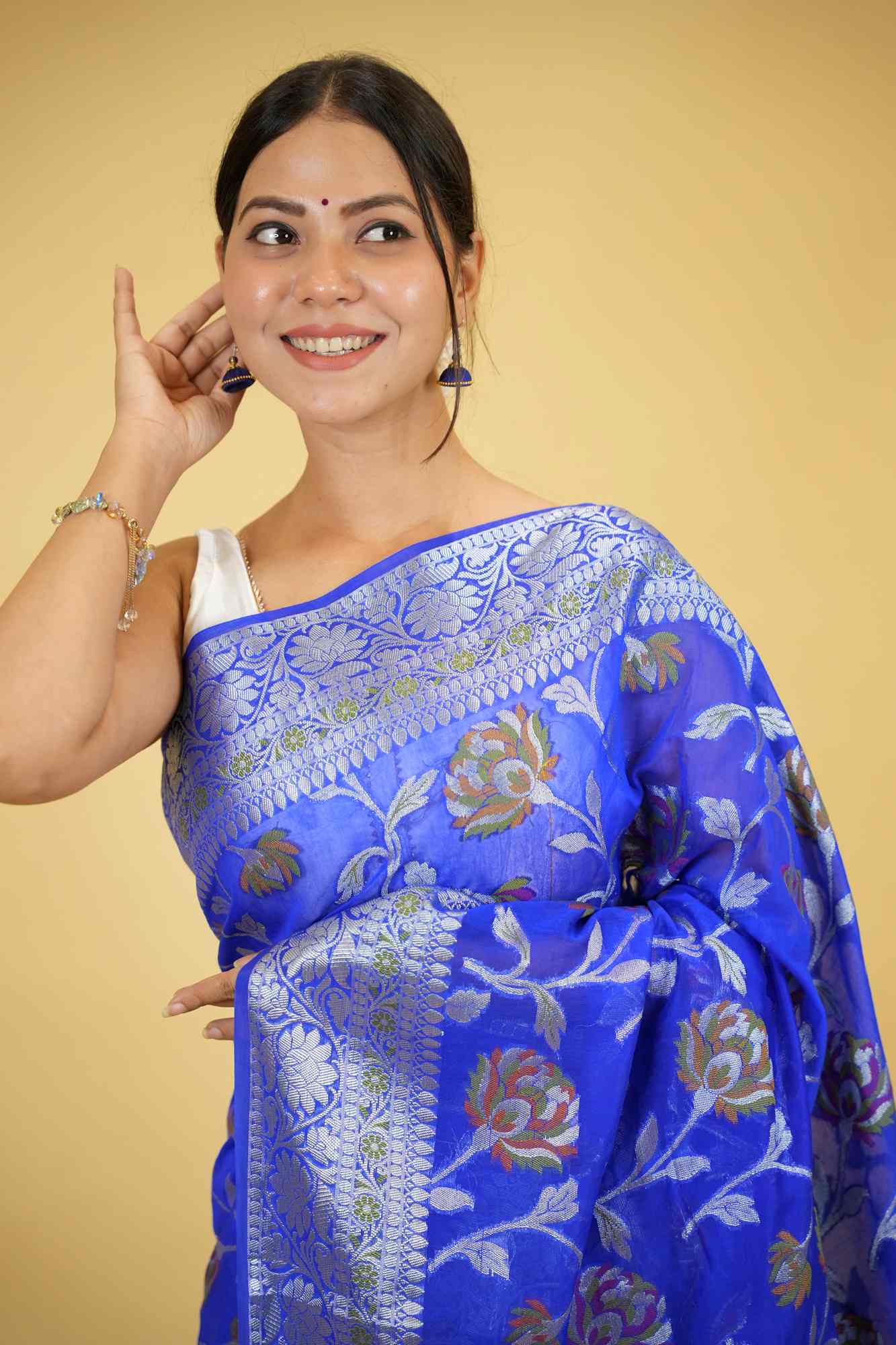 Georgette Silk with Zari Mina Jaal & Opulent Rich Pallu Ready To Wear Saree