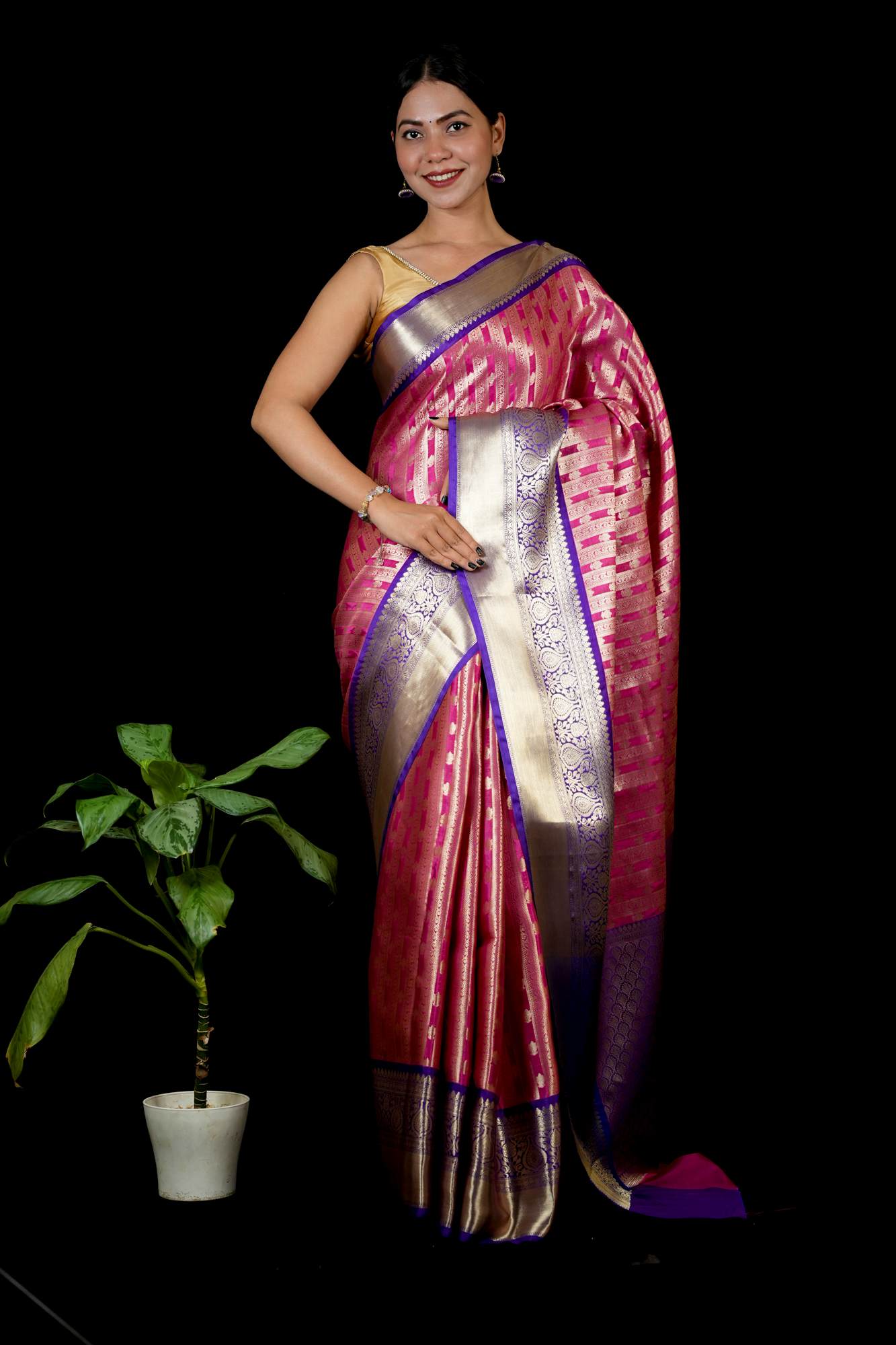 Banarasi with Golden Zari Motif weave and Grand Pallu Ready To Wear Saree