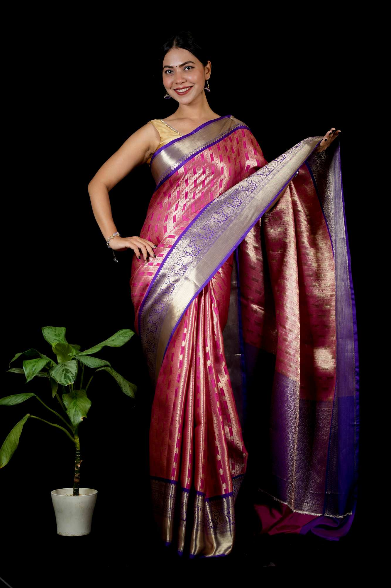 Banarasi with Golden Zari Motif weave and Grand Pallu Ready To Wear Saree