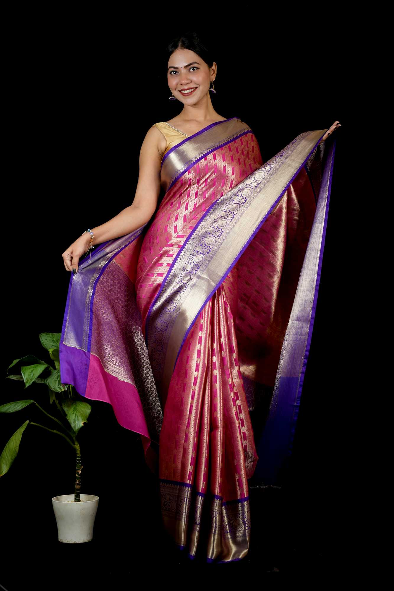Banarasi with Golden Zari Motif weave and Grand Pallu Ready To Wear Saree