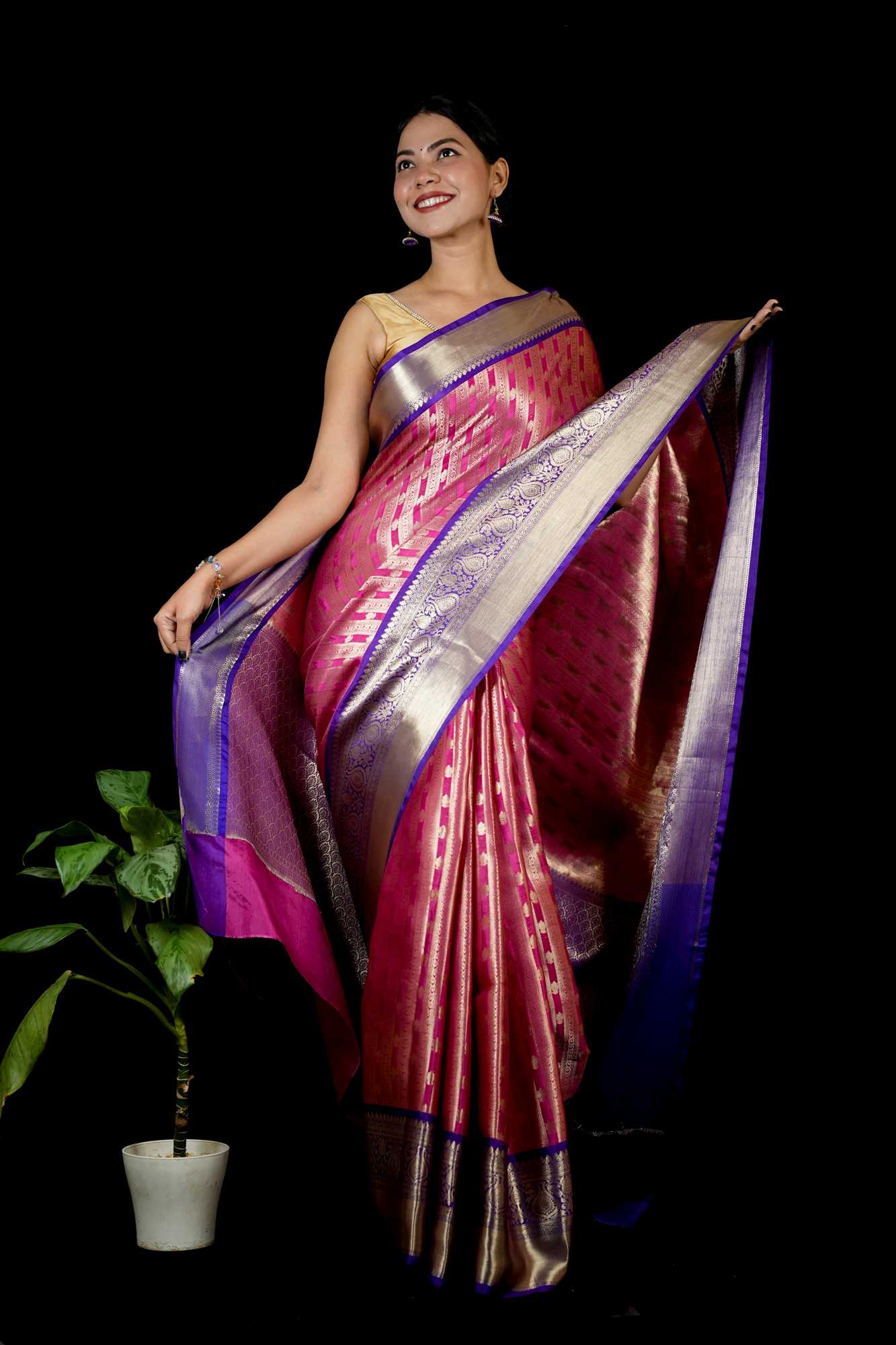 Banarasi with Golden Zari Motif weave and Grand Pallu Ready To Wear Saree