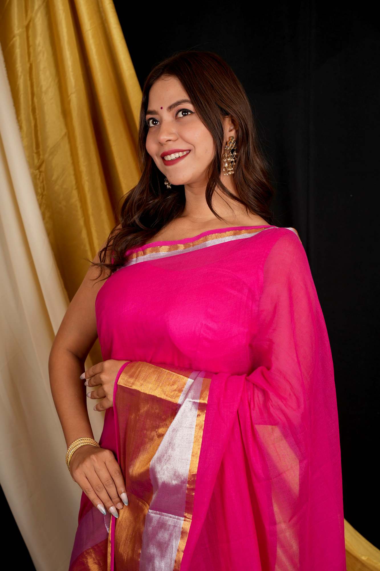 Mul Mul Cotton With Contrast Border Handloom Work Ready To Wear Saree