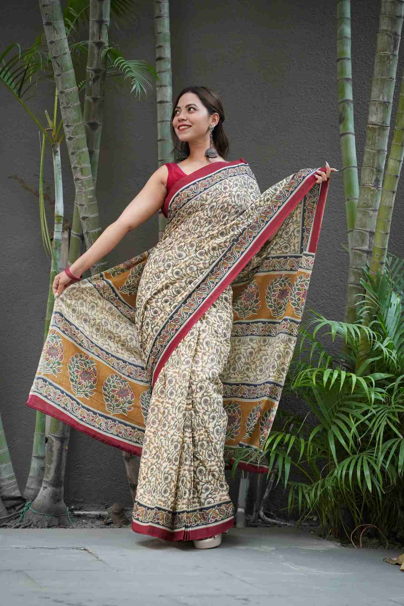 Mulmul Cotton with Green Contrast Pallu Ready to wear Saree