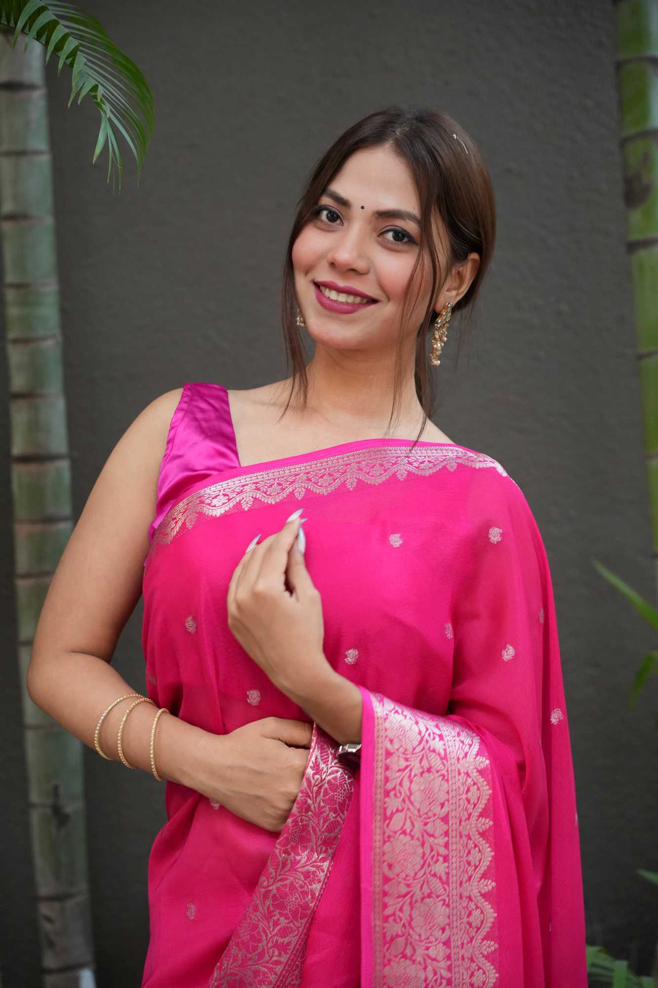 Meenakari weave weave Ready To Wear Saree