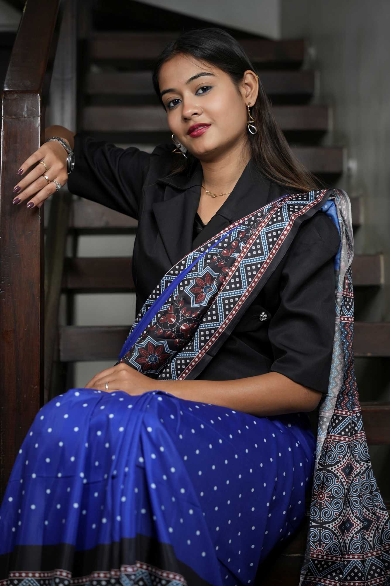 Muslin inspired ajrakh printed prestitched sare