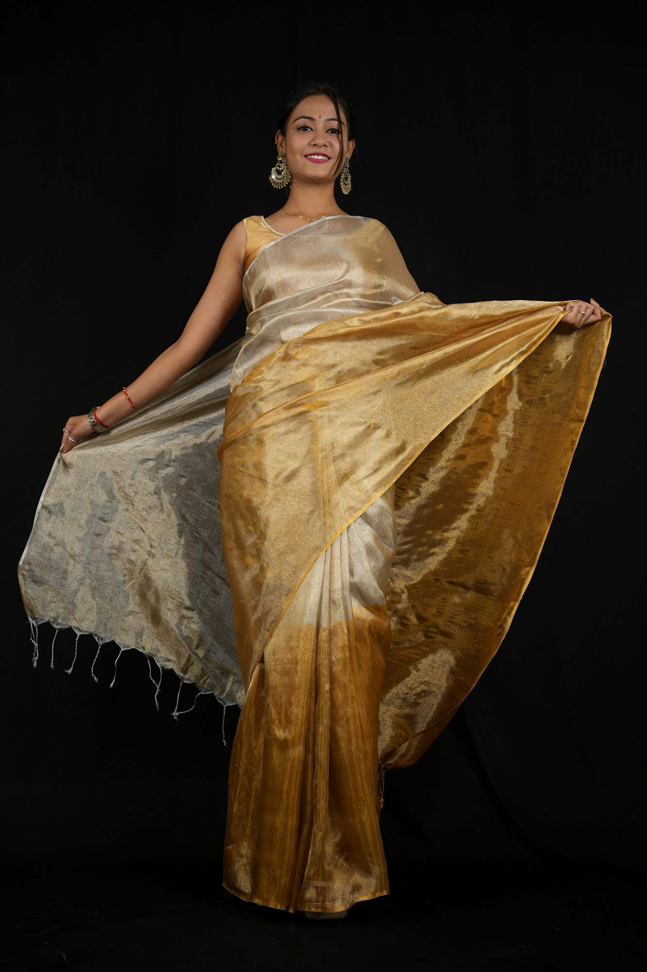 Gold and Silver Tissue Silk with Ombre Effect and Shimmering Pallu Ready To Wear Saree