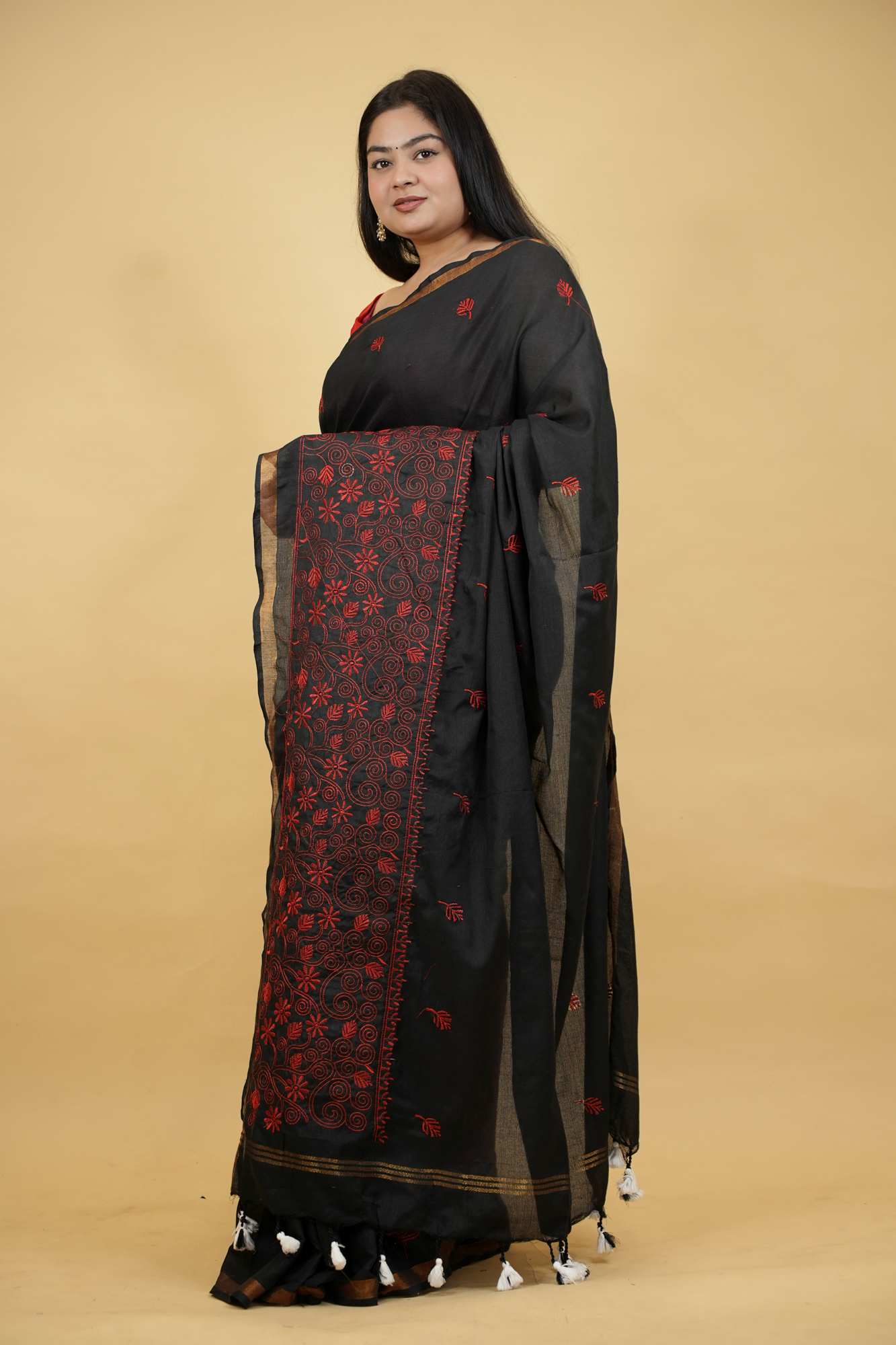 Lightweight Cotton Linen Silk Prestitched Saree with Intricate Red Kantha — Slip, Zip & Shine