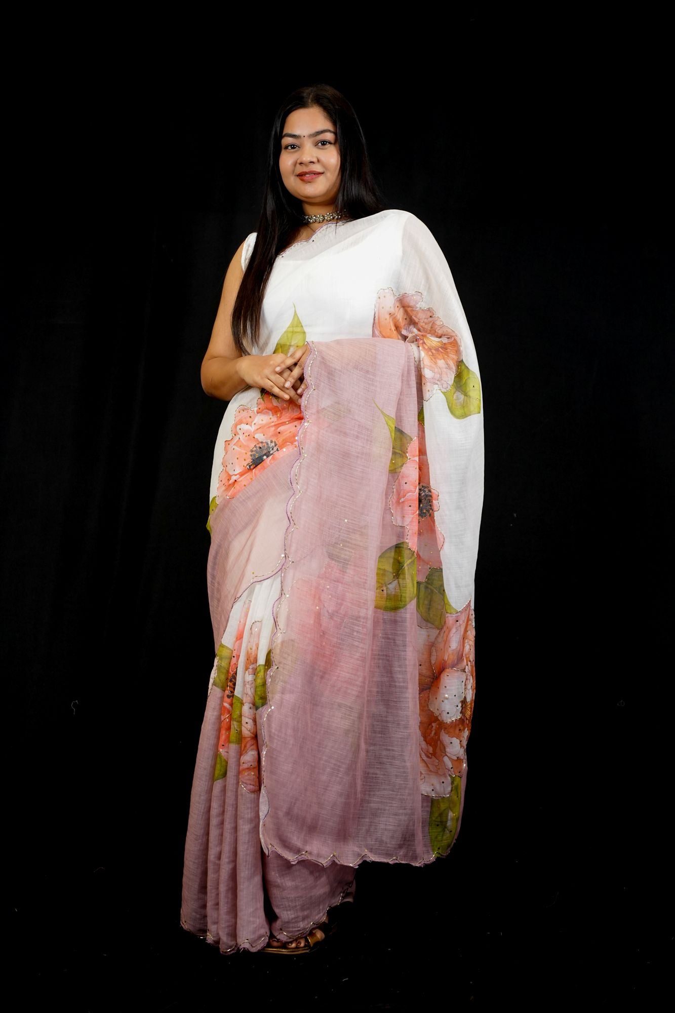 Fresh Florals, Featherlight Comfort — Pre-Stitched Saree with Hand-Cut Dana Highlights