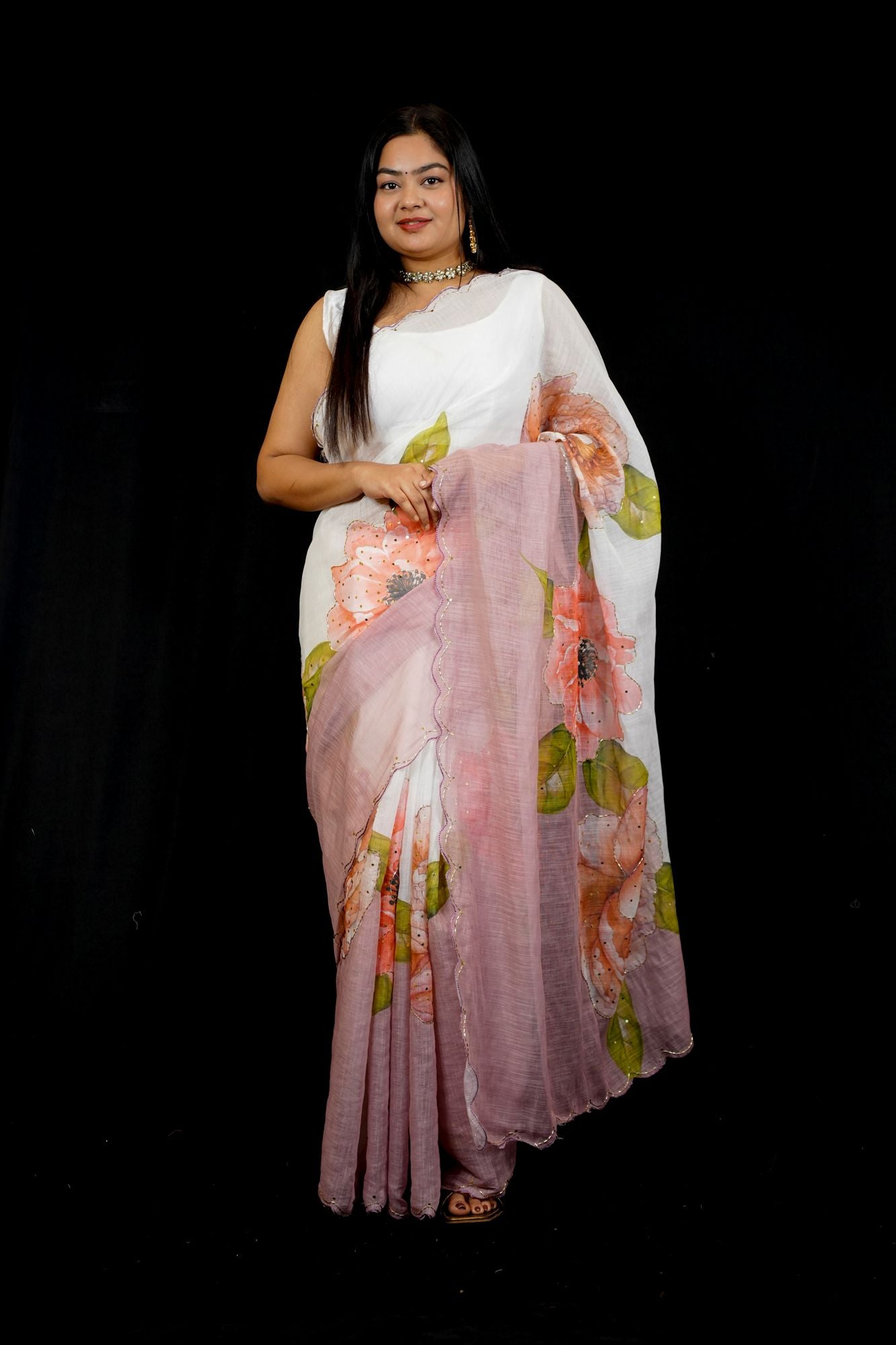 Fresh Florals, Featherlight Comfort — Pre-Stitched Saree with Hand-Cut Dana Highlights