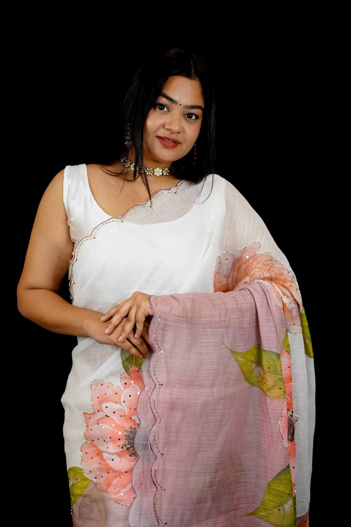 Fresh Florals, Featherlight Comfort — Pre-Stitched Saree with Hand-Cut Dana Highlights