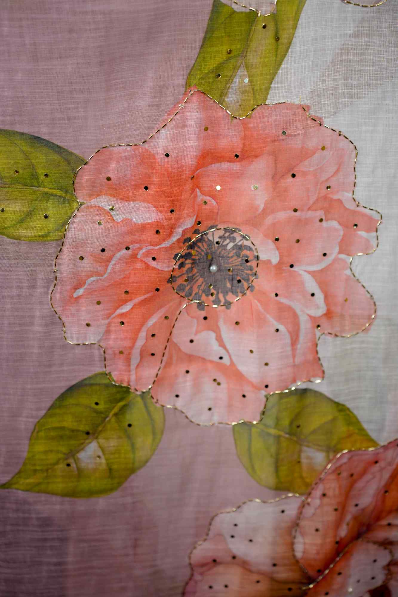 Fresh Florals, Featherlight Comfort — Pre-Stitched Saree with Hand-Cut Dana Highlights